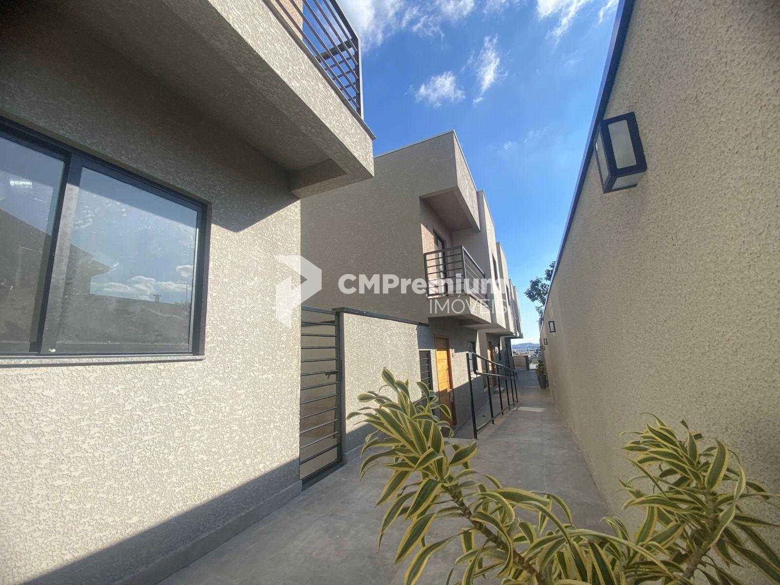 SOBRADO NOVO À VENDA 3 dormitórios com  suíte 4 vagas de garagens