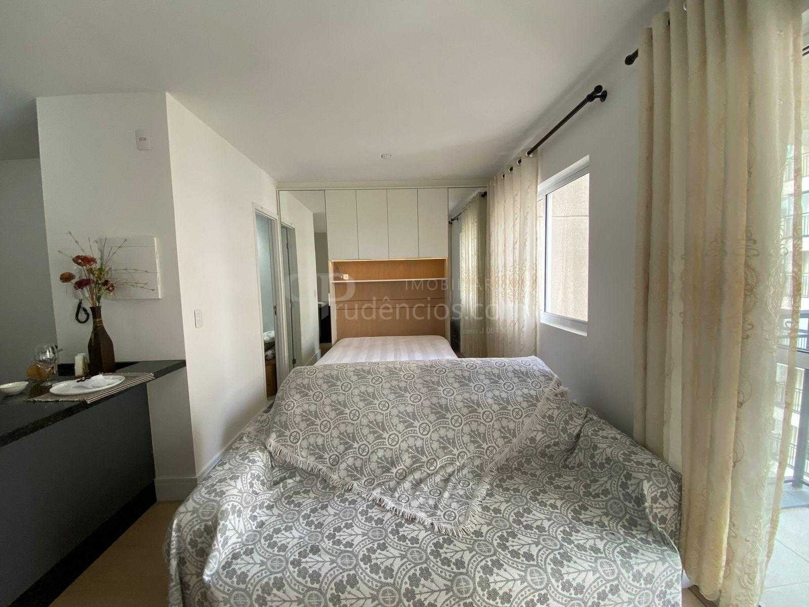 Estudio à venda, Andar Alto com vaga de garagem, Capão Raso