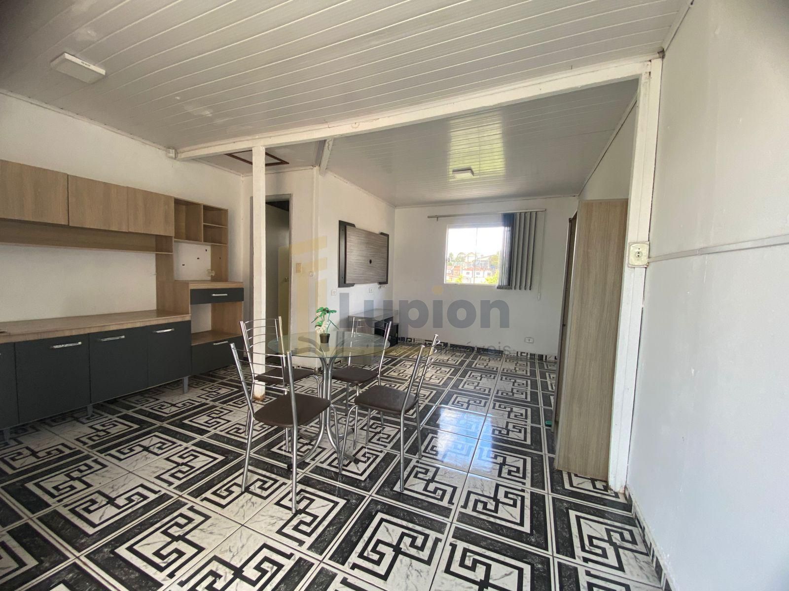 Apartamento, Para locação no primeiro andar, e salas comerciai...