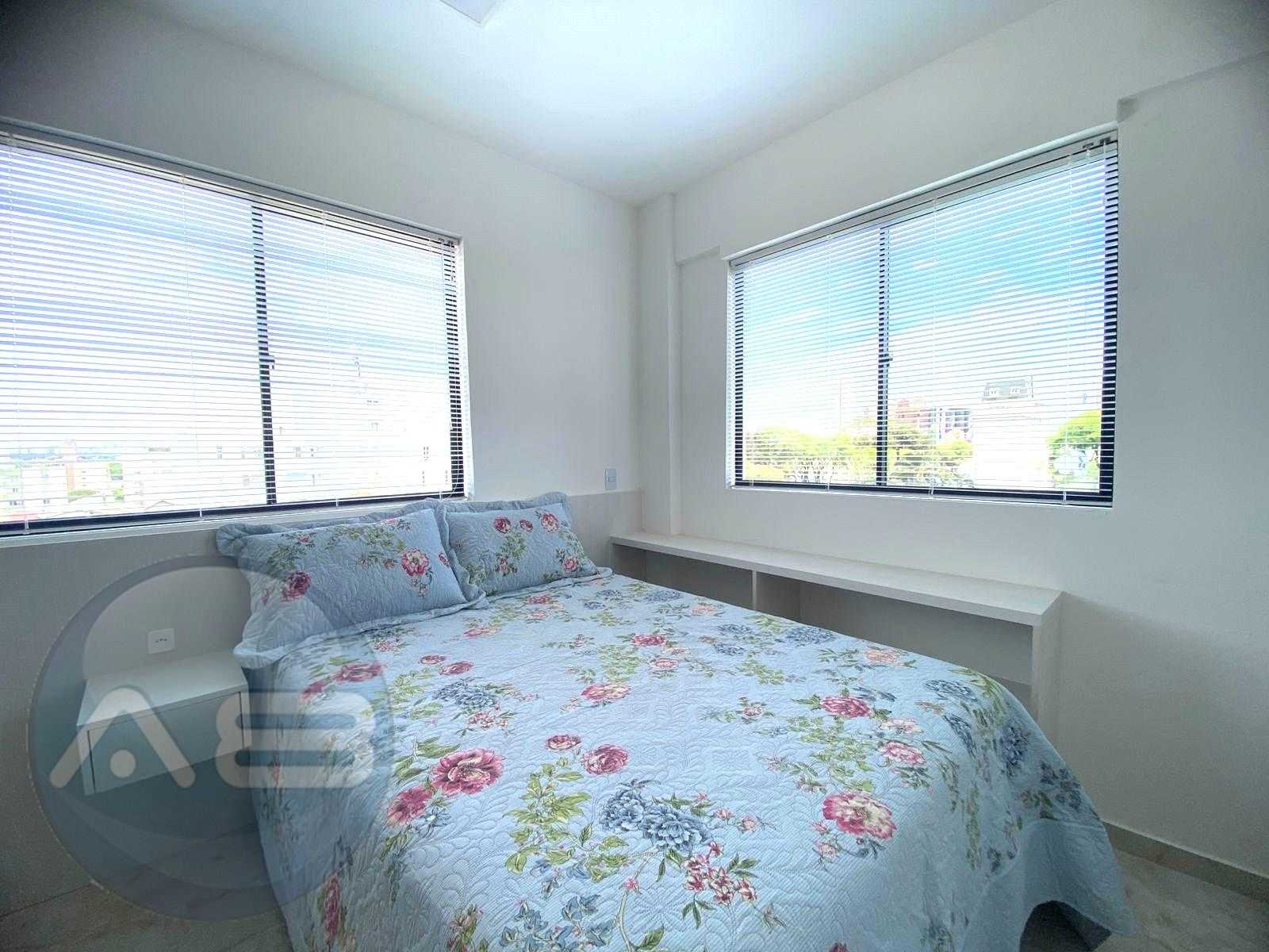 Estudio à venda,  Novo, com móveis sob medida, Jardim Botânico...