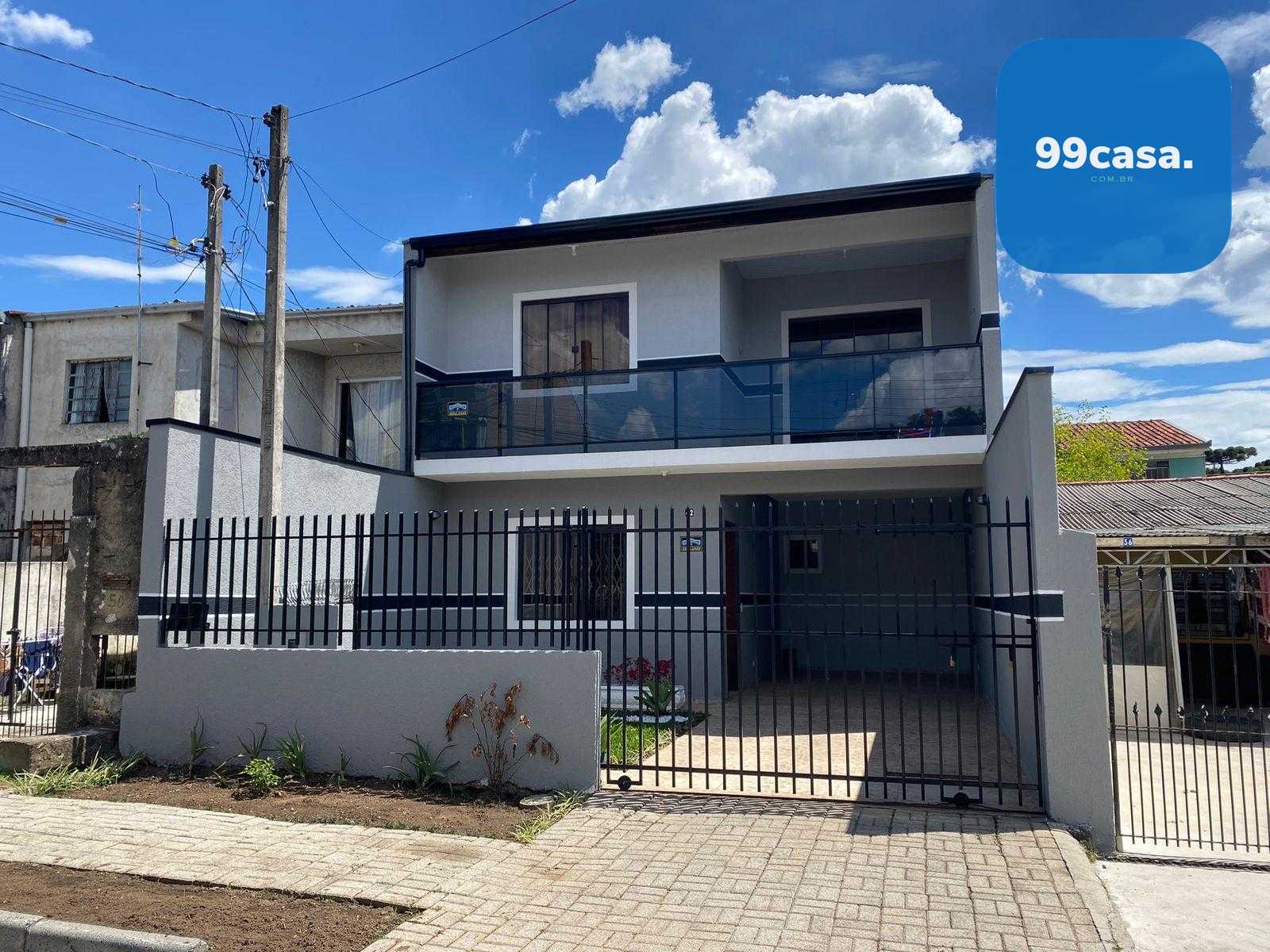 Sobrado à venda, de frente para a rua no Pinheirinho, CURITIBA...