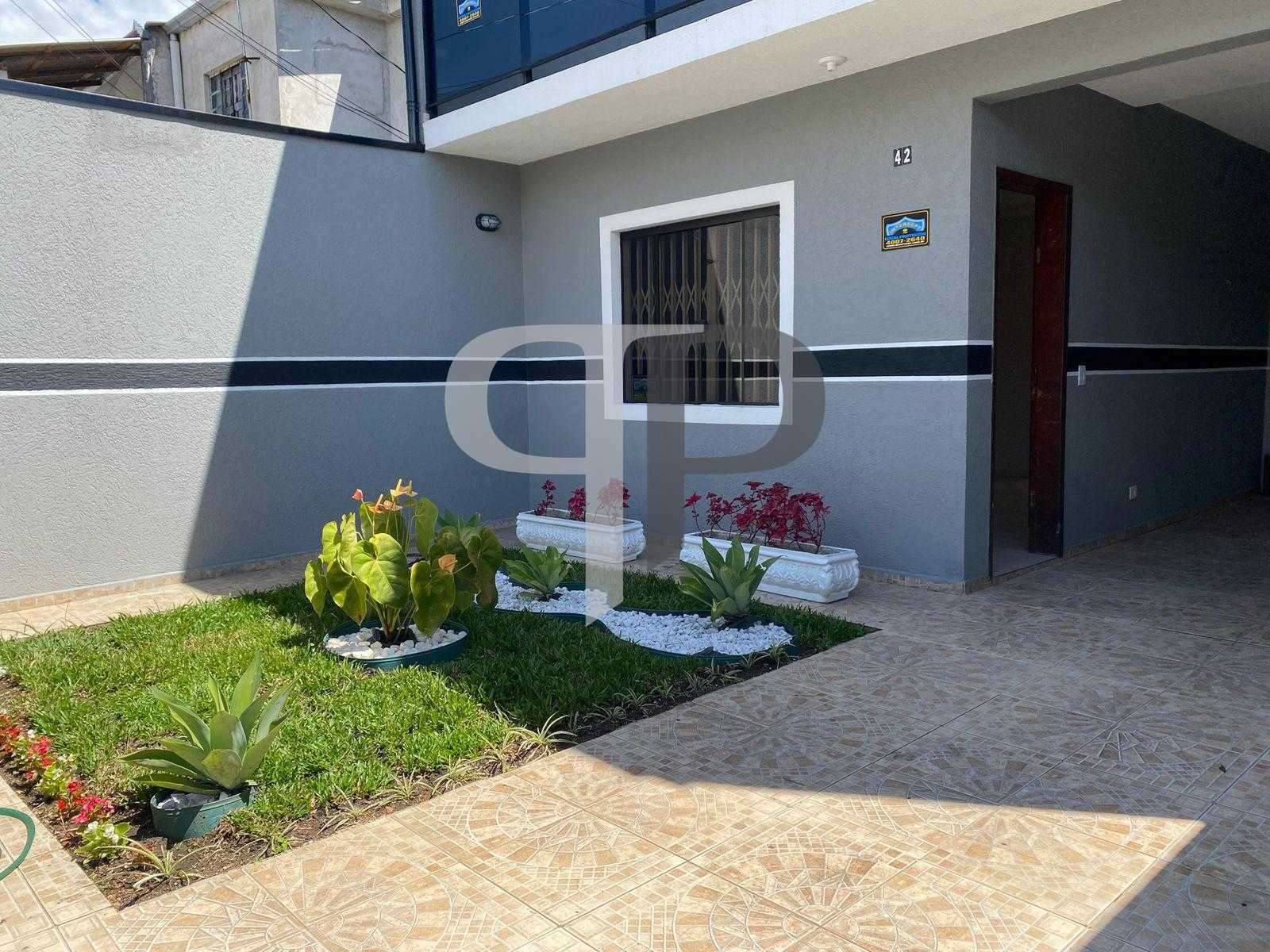 Sobrado à venda, de frente para a rua no Pinheirinho, CURITIBA...