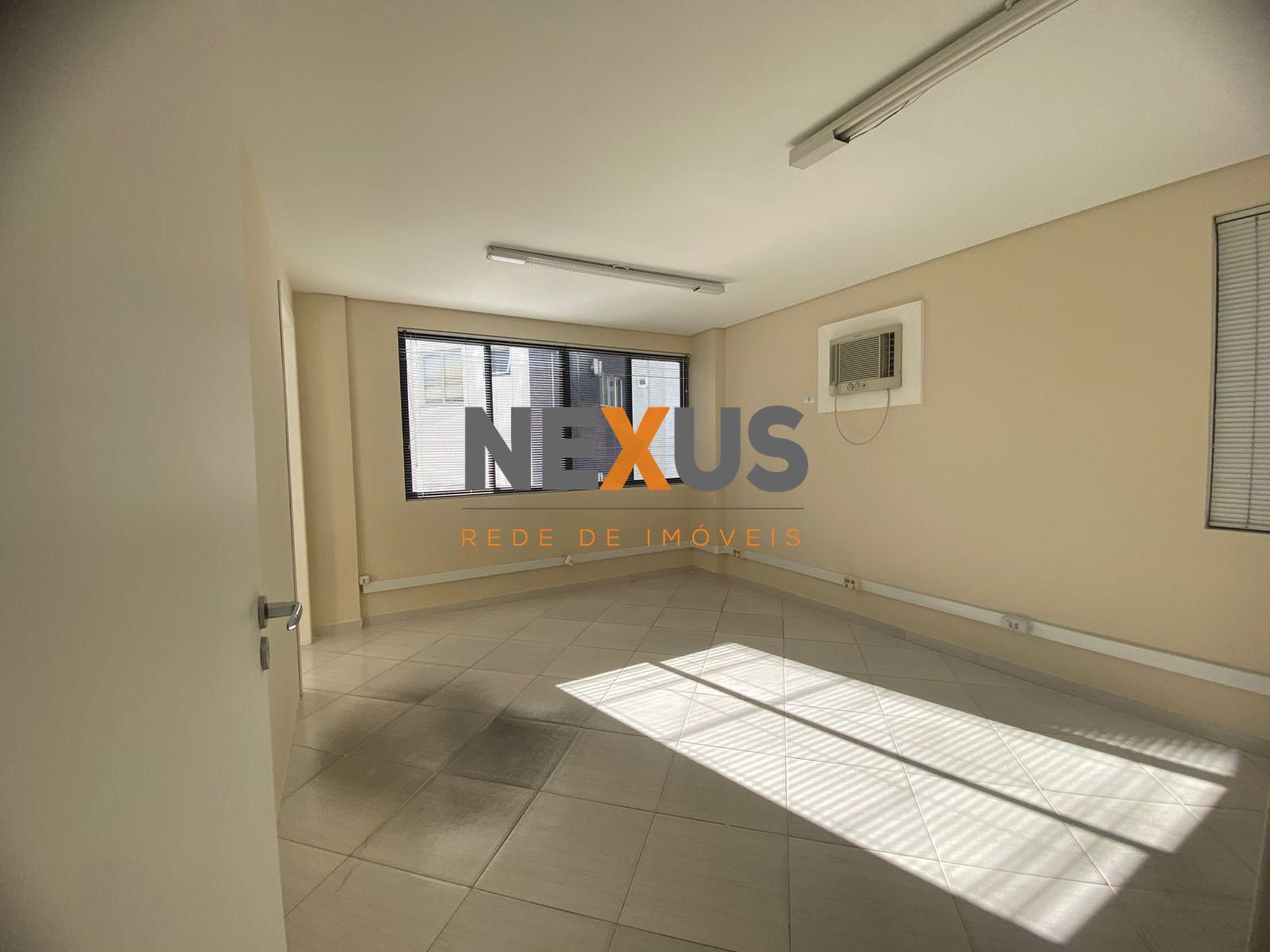 Sala Comercial à venda, Praça do Japão- Agua Verde, CURITIBA - PR