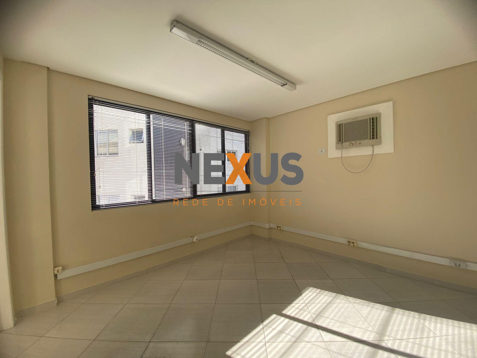 Sala Comercial à venda, Praça do Japão- Agua Verde, CURITIBA - PR