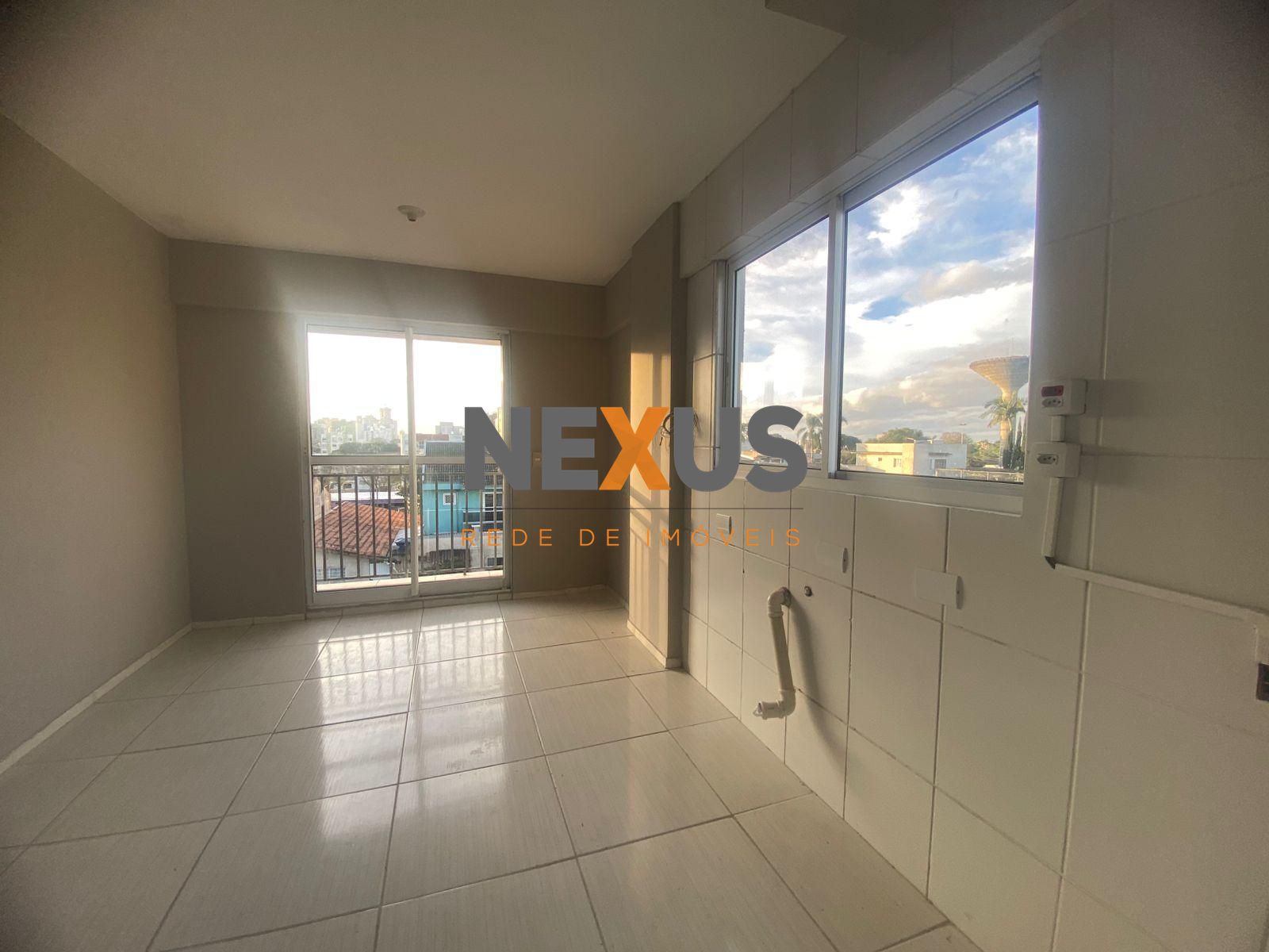 Studio à venda, Por R$ 225 mil - há 200 metros do Mufato -Portão,