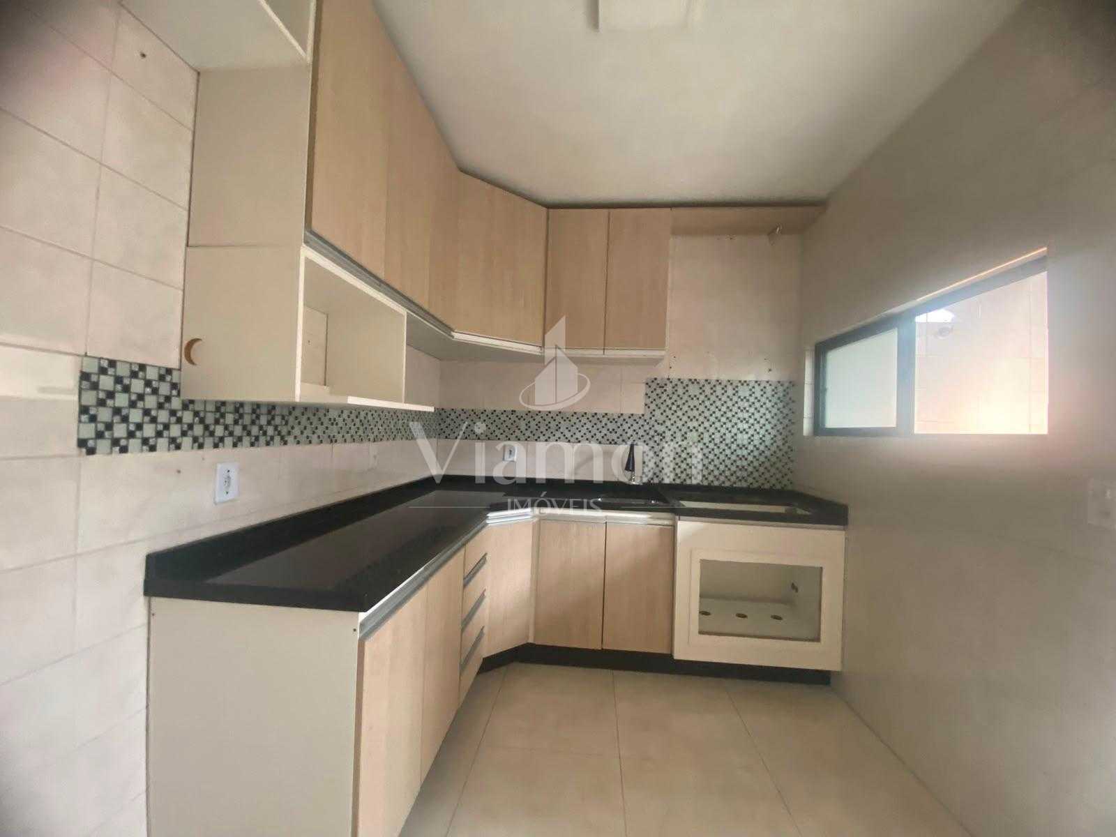 Sobrado à venda, 2 vagas, 3 dormitorios sendo um suite c/ saca...