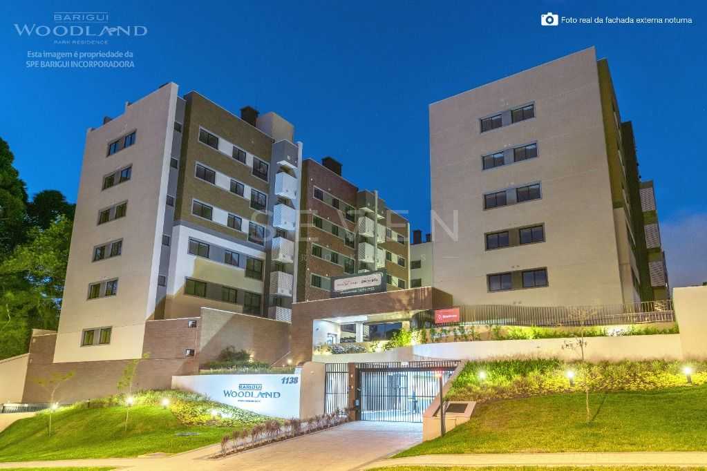 Apartamento no WOODLAND BARIGUI com 3 dormitórios à venda R 71...