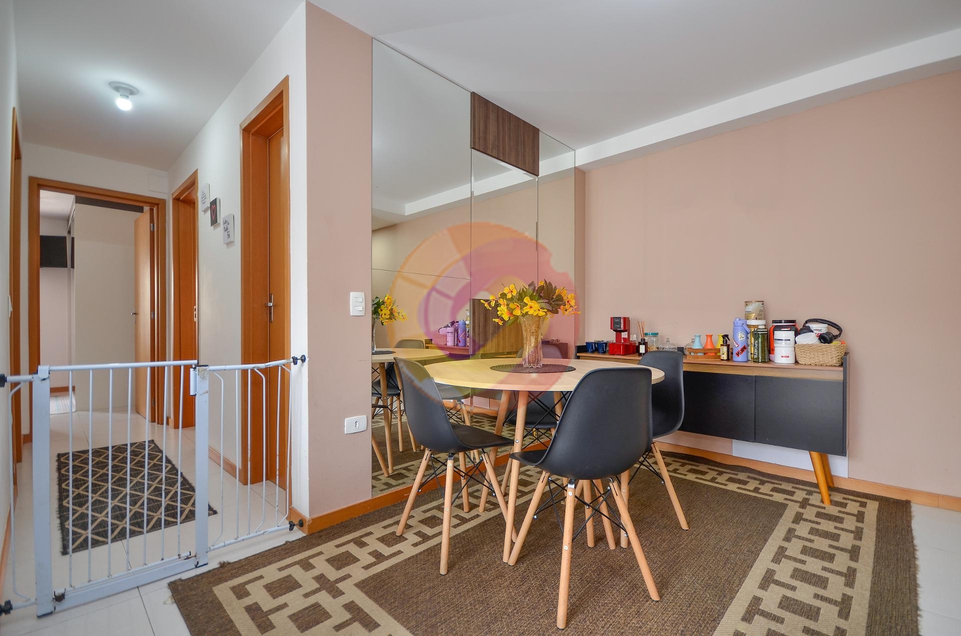 Apartamento 3 Quartos com Suíte na Região do Ecoville  Condomí...