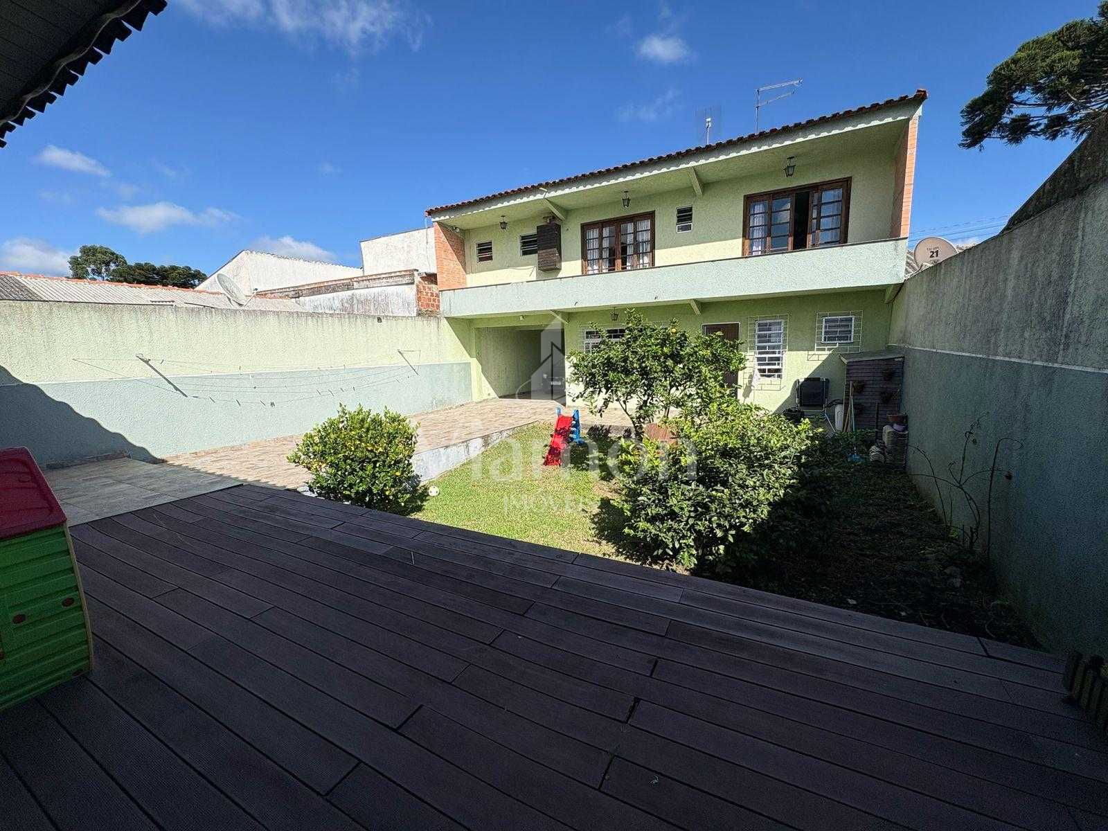 Sobrado com 4 dormitórios à venda, 262 m  por R  790.000,00 - ...