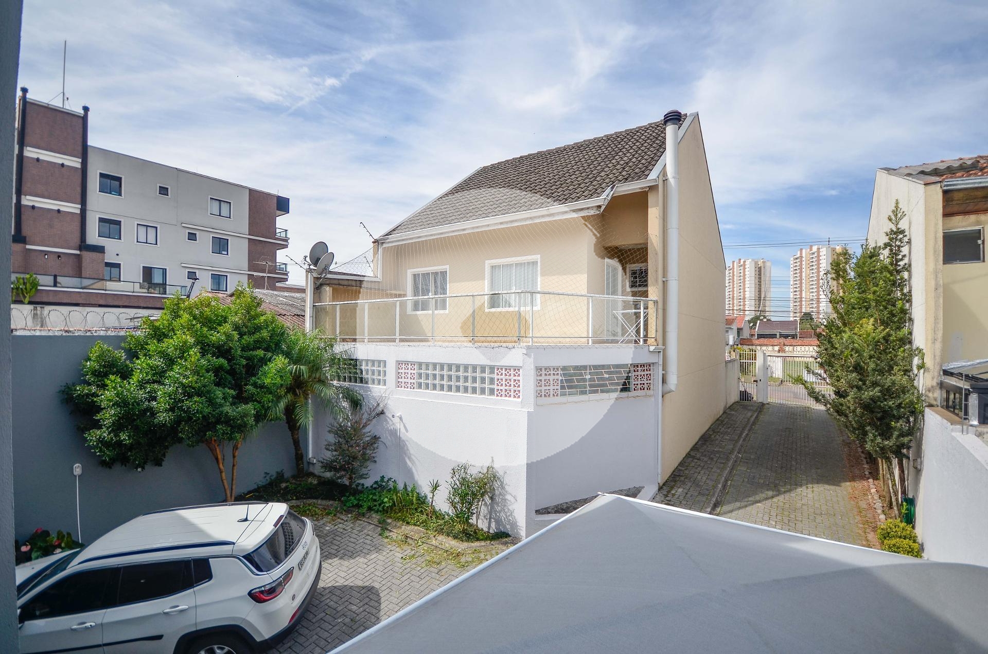 Sobrado com 3 quartos mobiliado e decorado a venda no Ecoville