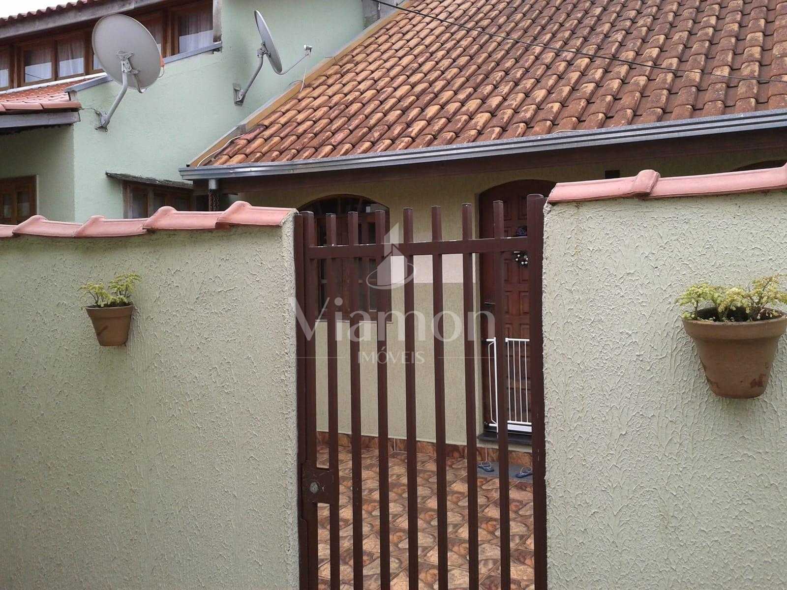 Terreno medidas  408m  - ZR3 - com 3 Casas a venda- Bairro Orl...