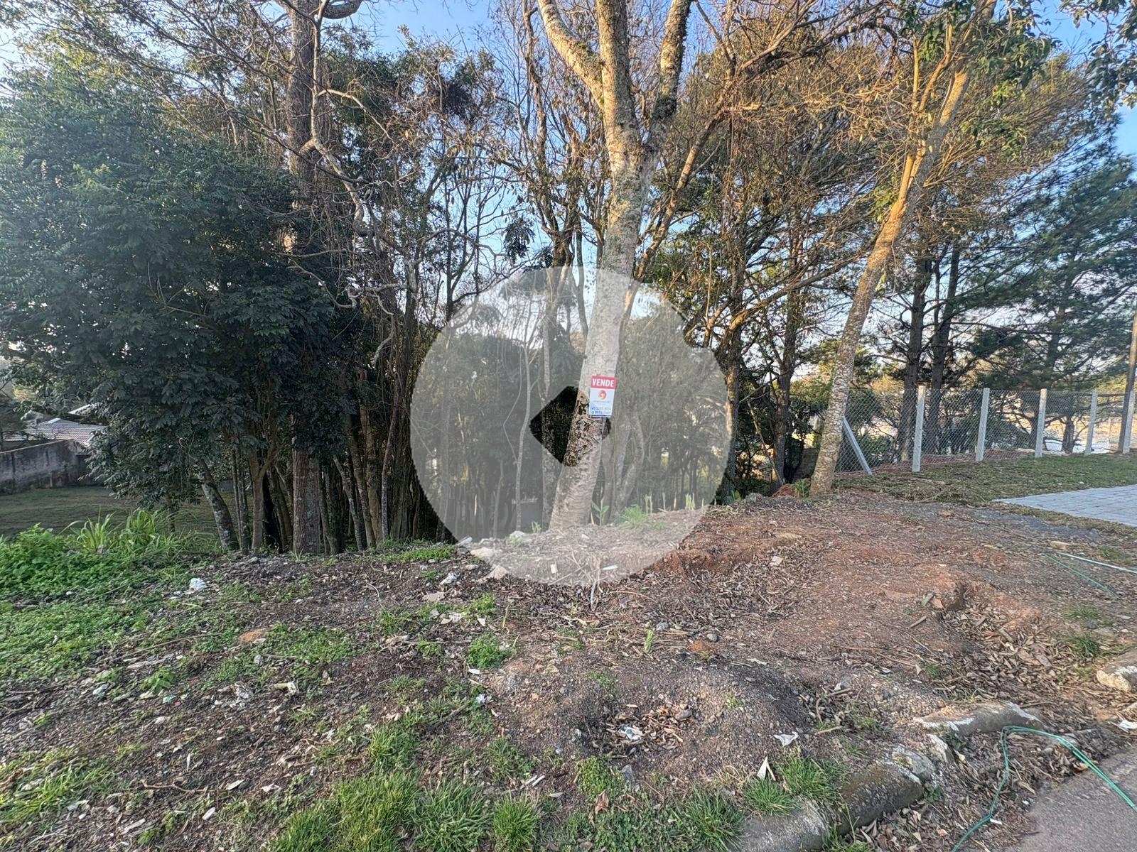 Terreno à venda, 630 m  por R  450.000,00 - Santo Inácio - Cur...