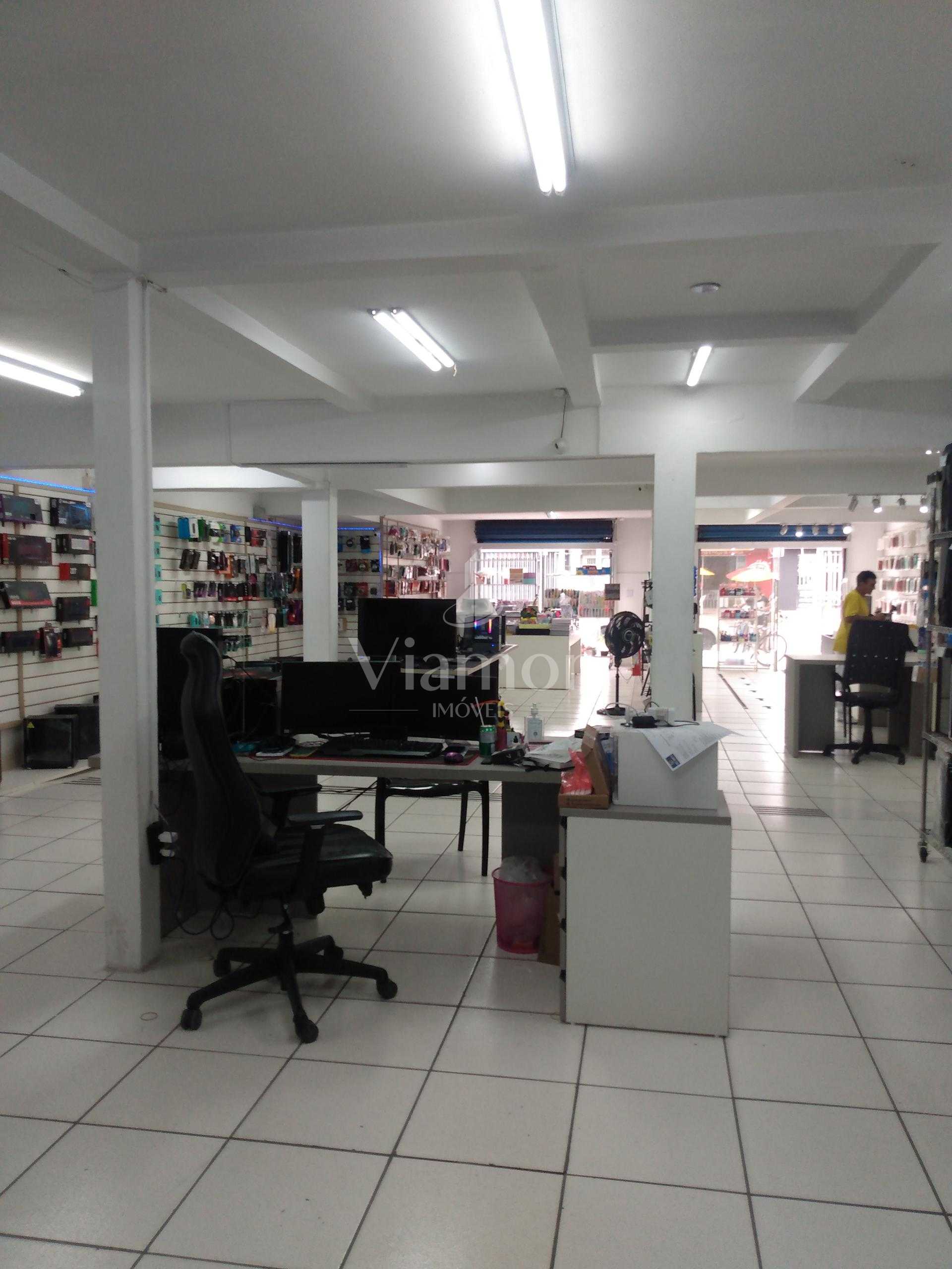 Terreno Comercial à venda, Bairro Orleans, CURITIBA - PR