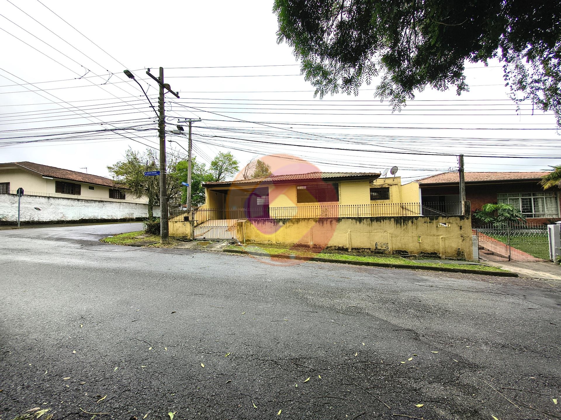 Casa para Alugar no Santo Inácio | 3 Quartos | 103 m² | R$ 2.7...