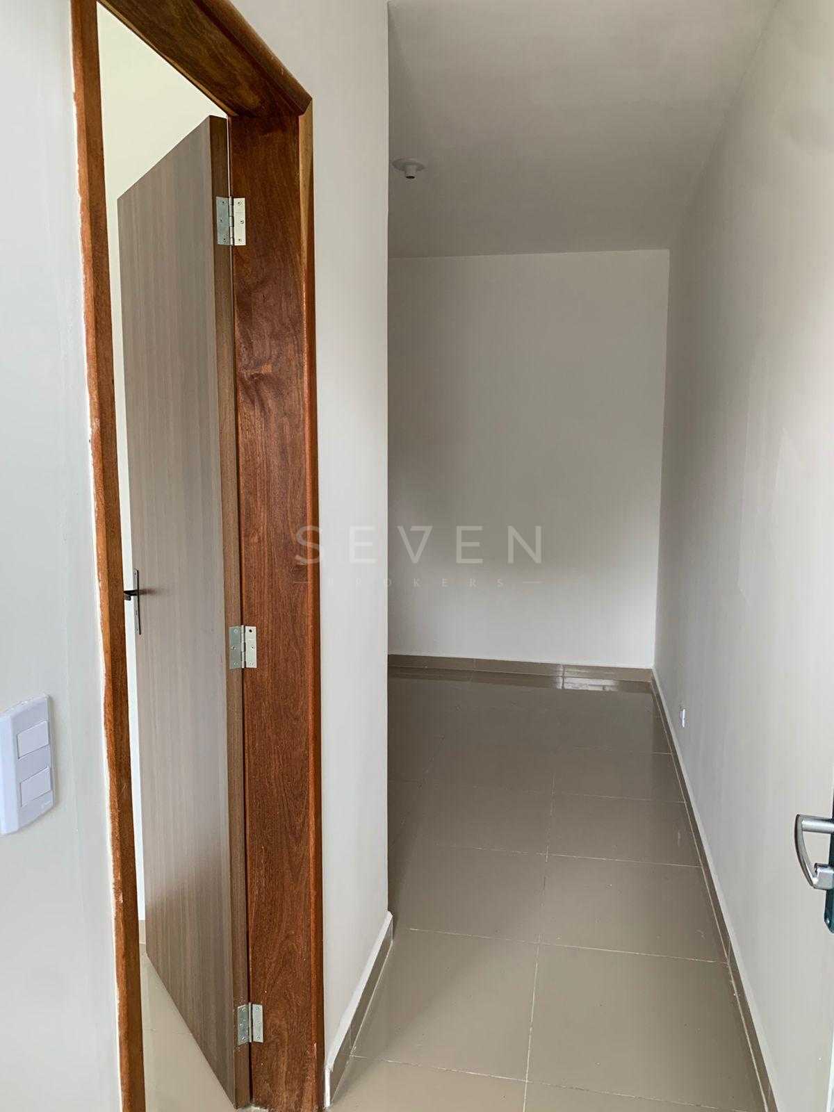 Casa nova à venda no Tatuquara  2 quartos, vaga e financiamen...