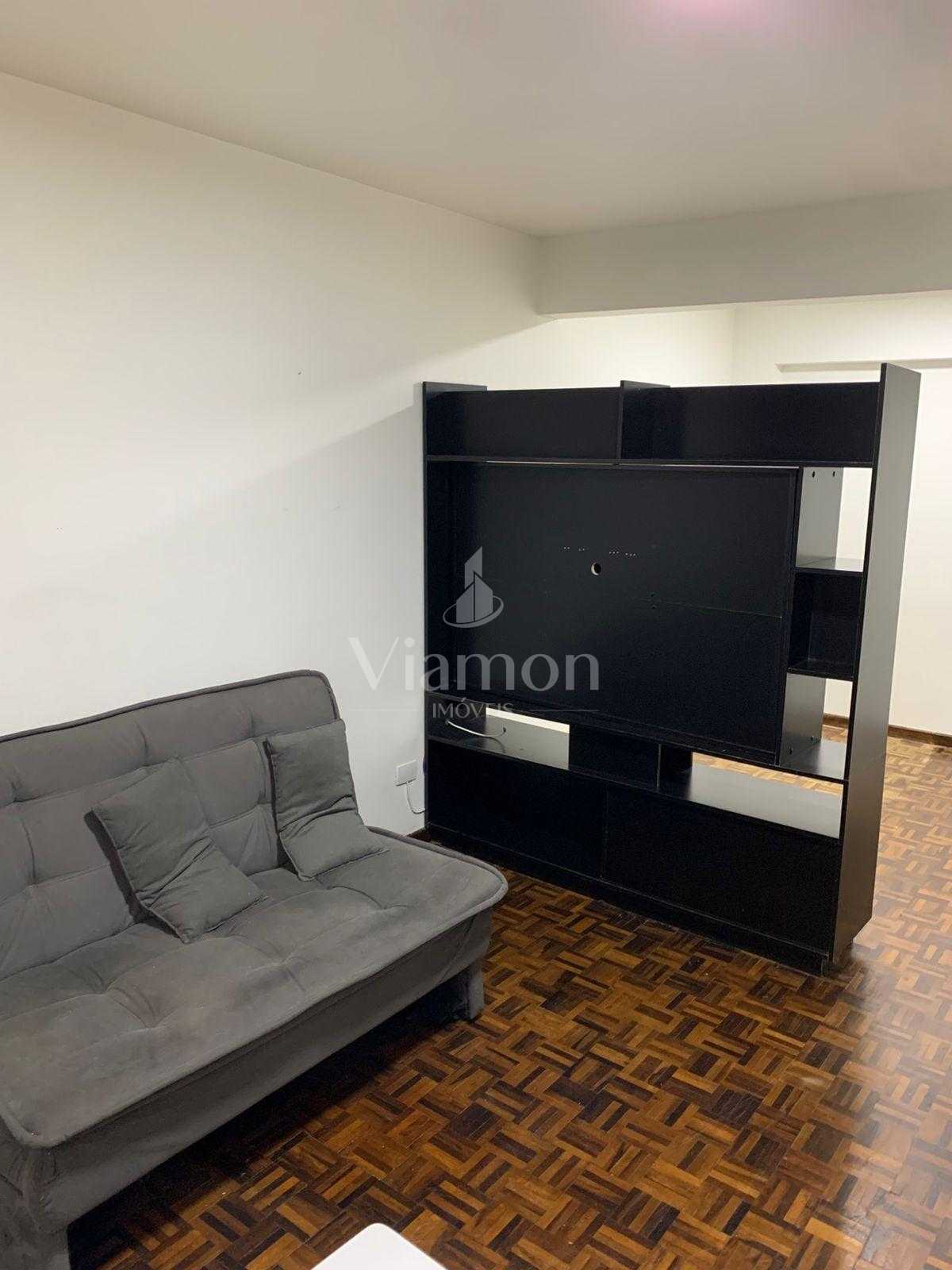 Quitinete à venda no Centro de Curitiba | Semi mobiliada | Pró...