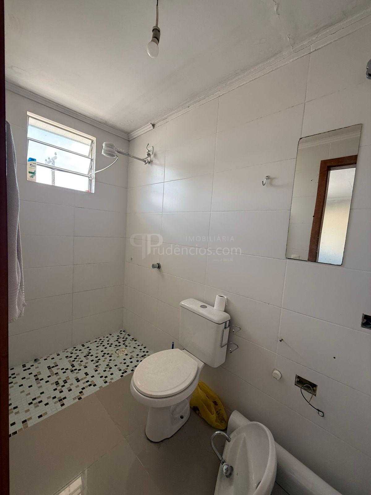 Sobrado com 2 dormitórios à venda, Campo Comprido, CURITIBA - PR