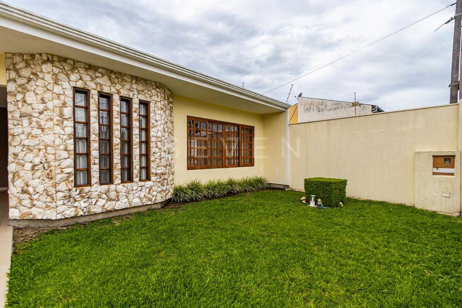 Casa à Venda no Capão da Imbuia | 4 Quartos, Suíte, Terreno 36...