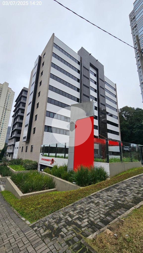 Prédio Comercial para locação bairro Ecoville - em frente a UP...