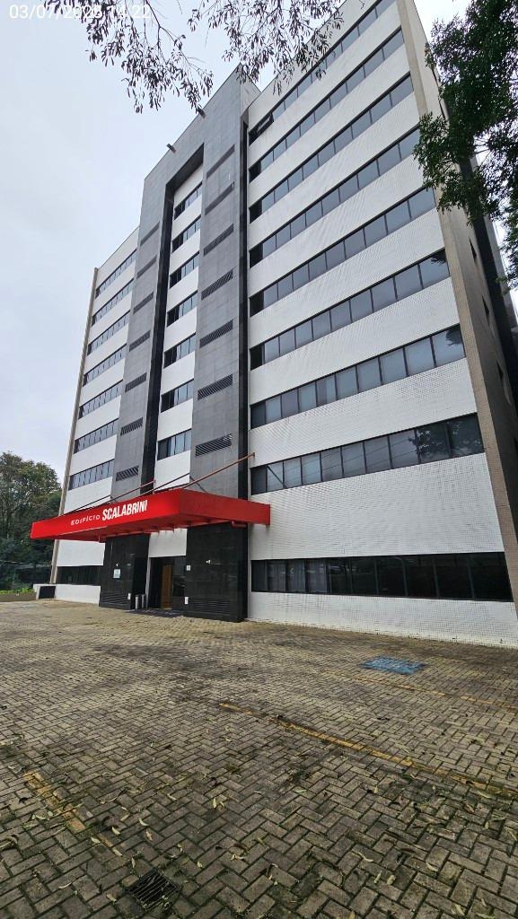 Prédio Comercial 6084m  para locação bairro Ecoville - em fren...