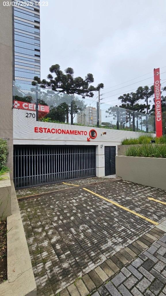 Prédio Comercial 6084m  para locação bairro Ecoville - em fren...