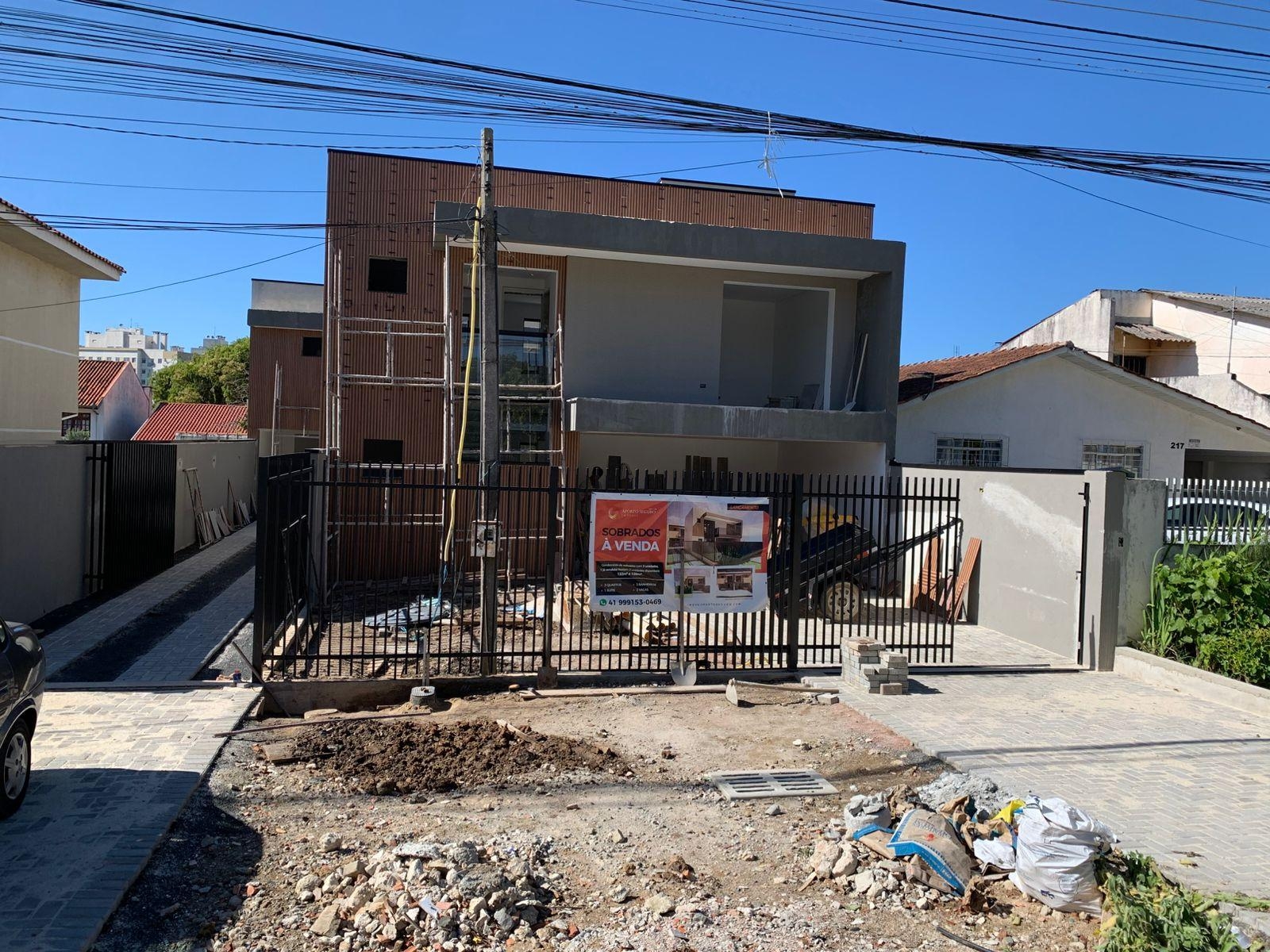 Sobrado Novo com 126 m  à Venda no Ecoville | 3 Quartos, Suíte...