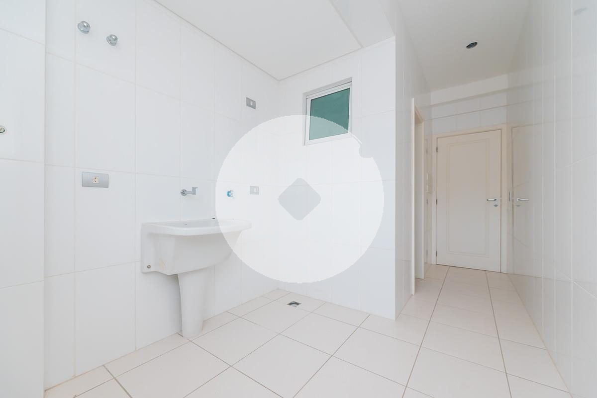 Apartamento com 3 dormitórios com suíte à venda no bairro Alto...