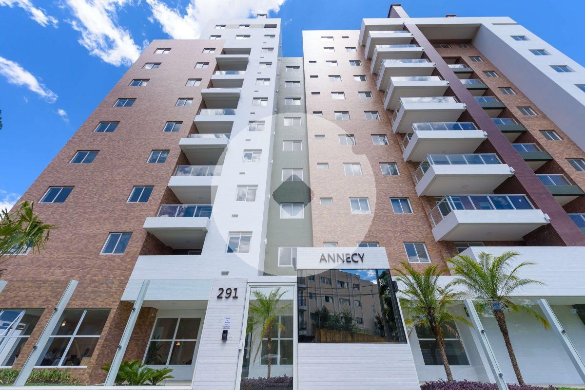 Apartamento com 3 dormitórios com suíte à venda, no bairro mer...