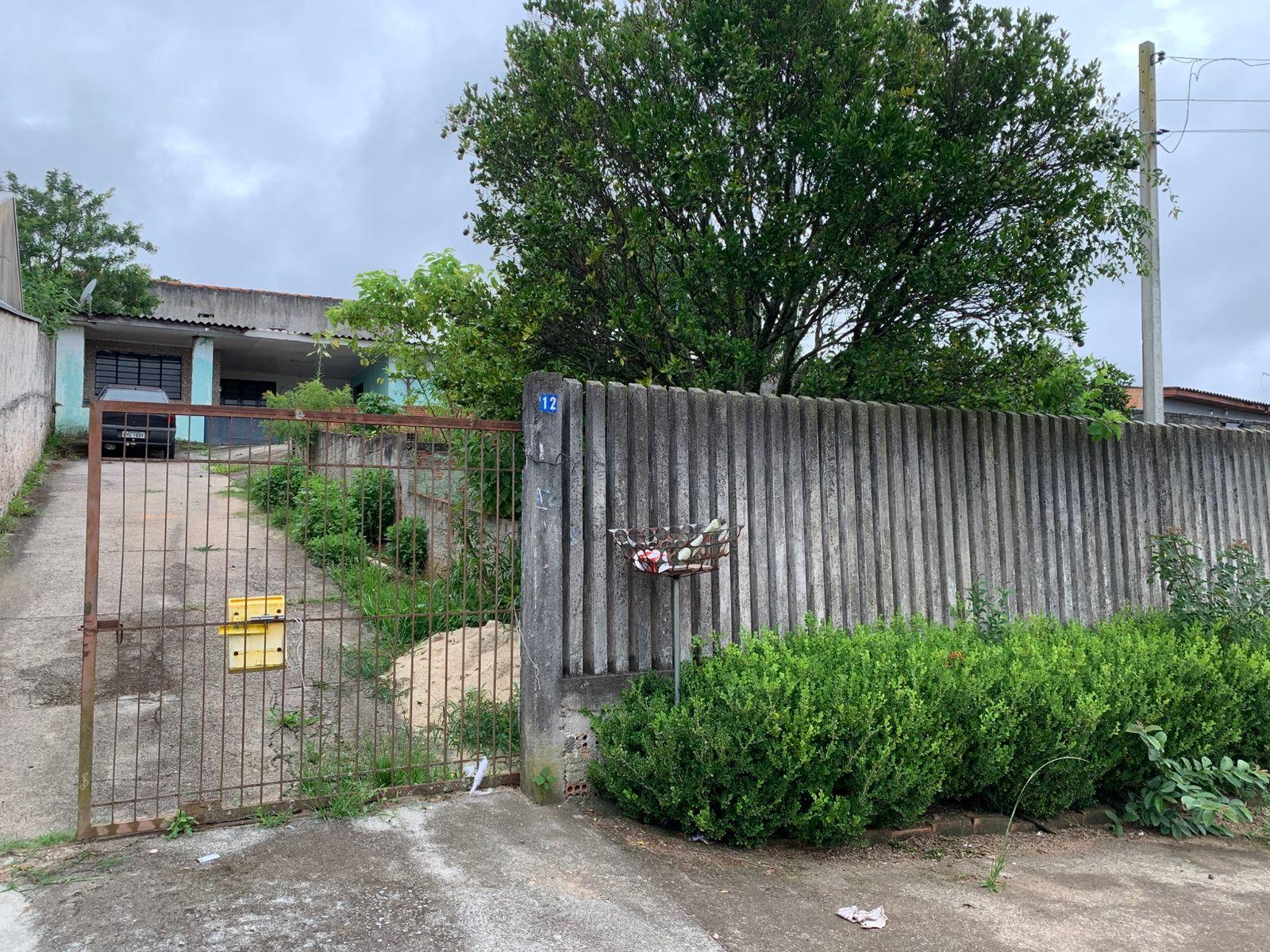 Terreno 360m  12x30 com Construção  ZR-1  Bairro Iguaçu