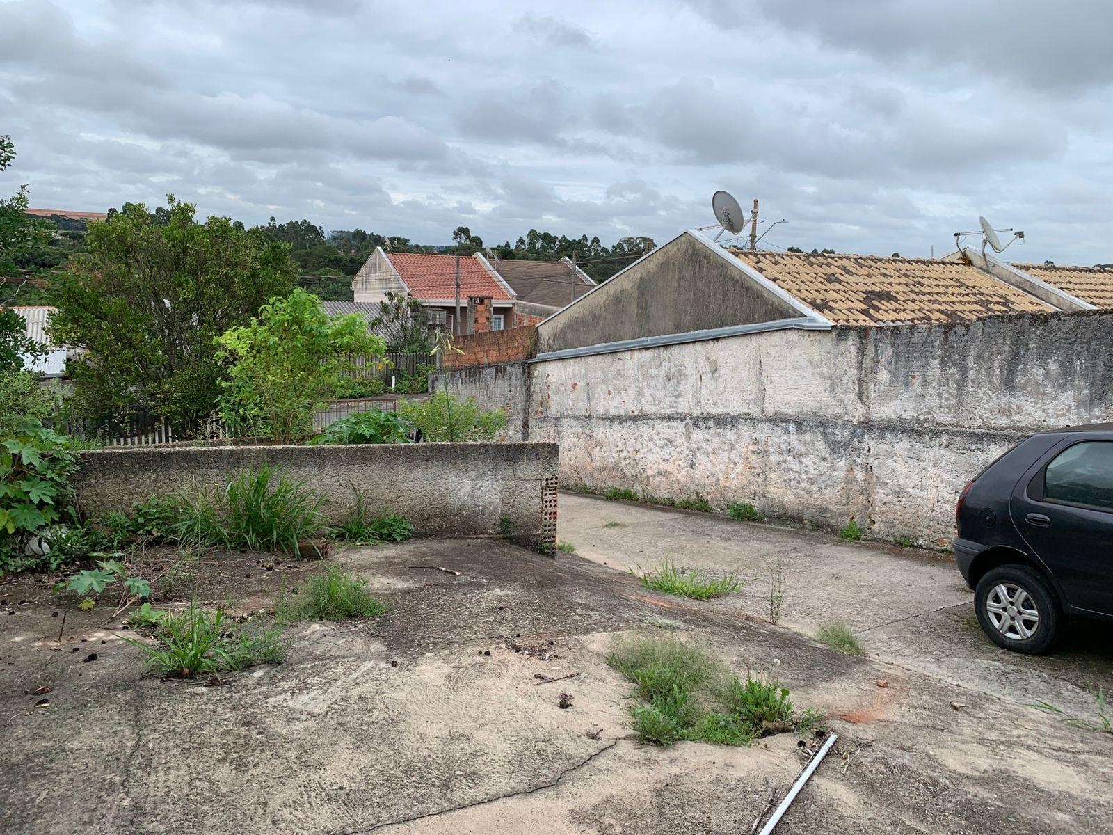 Terreno 360m  12x30 com Construção  ZR-1  Bairro Iguaçu