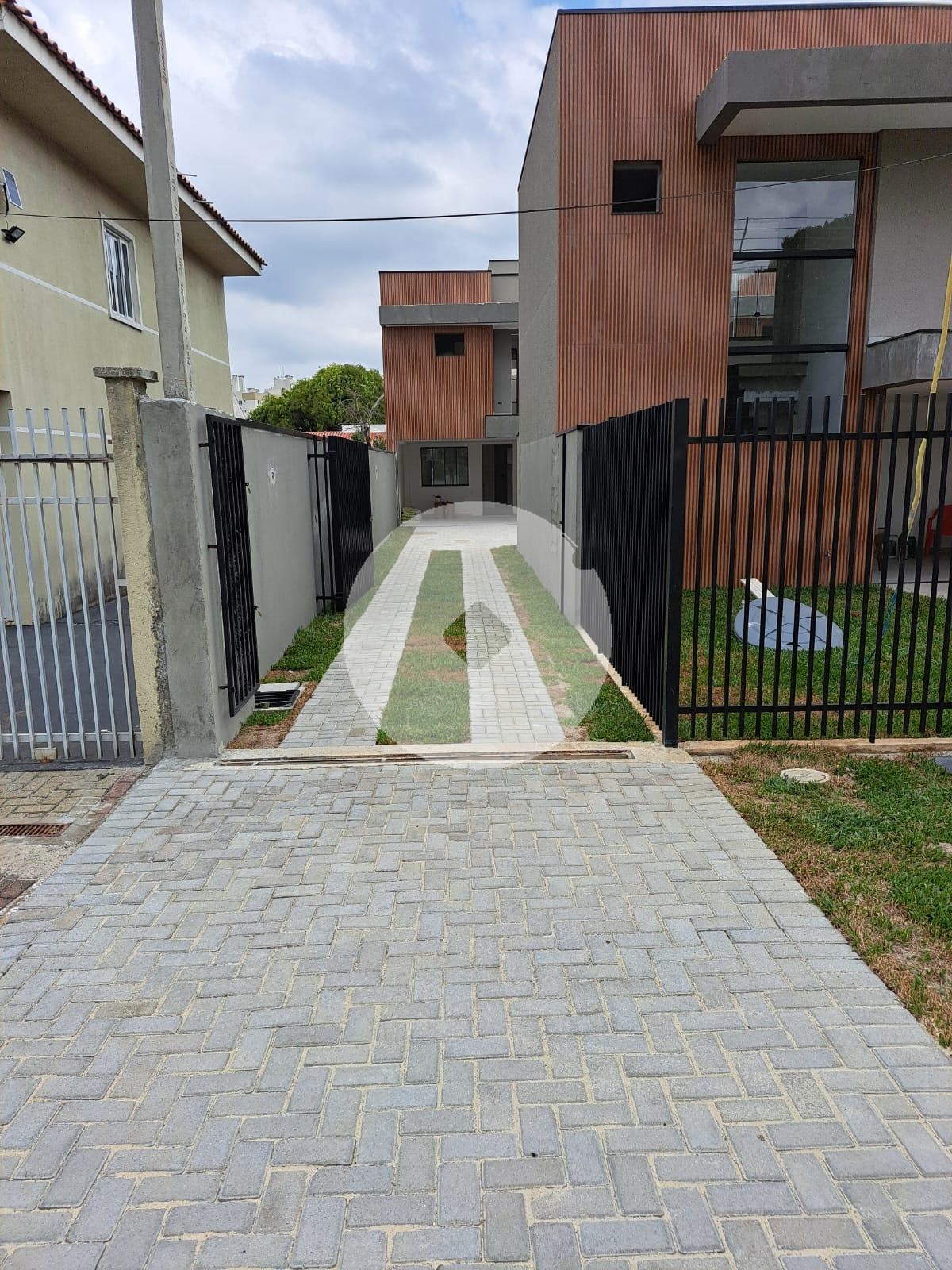 Sobrado 3 Quartos com Suíte  Condomínio no Ecoville, Curitiba