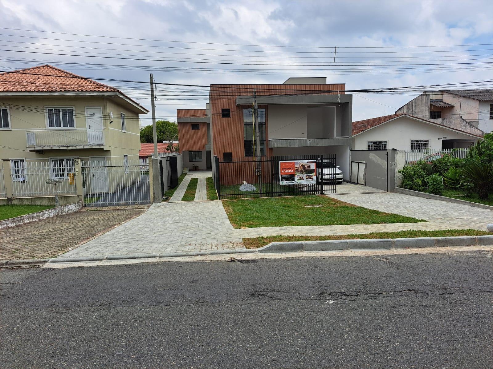 Sobrado Novo com 126 m  à Venda no Ecoville | 3 Quartos, Suíte...