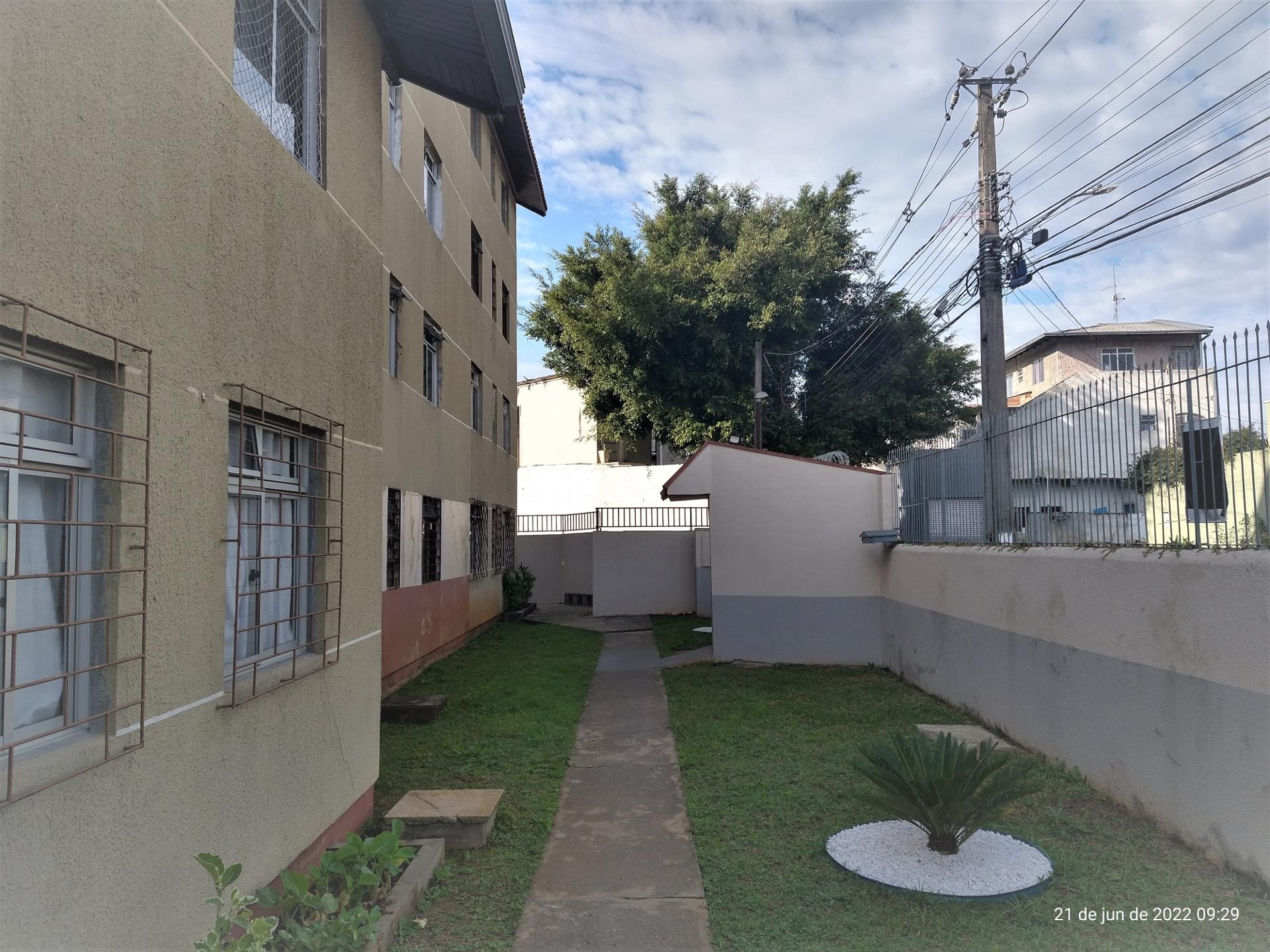 Apartamento c 2 quartos para locação, 41 m  por R  1700  INCLU...