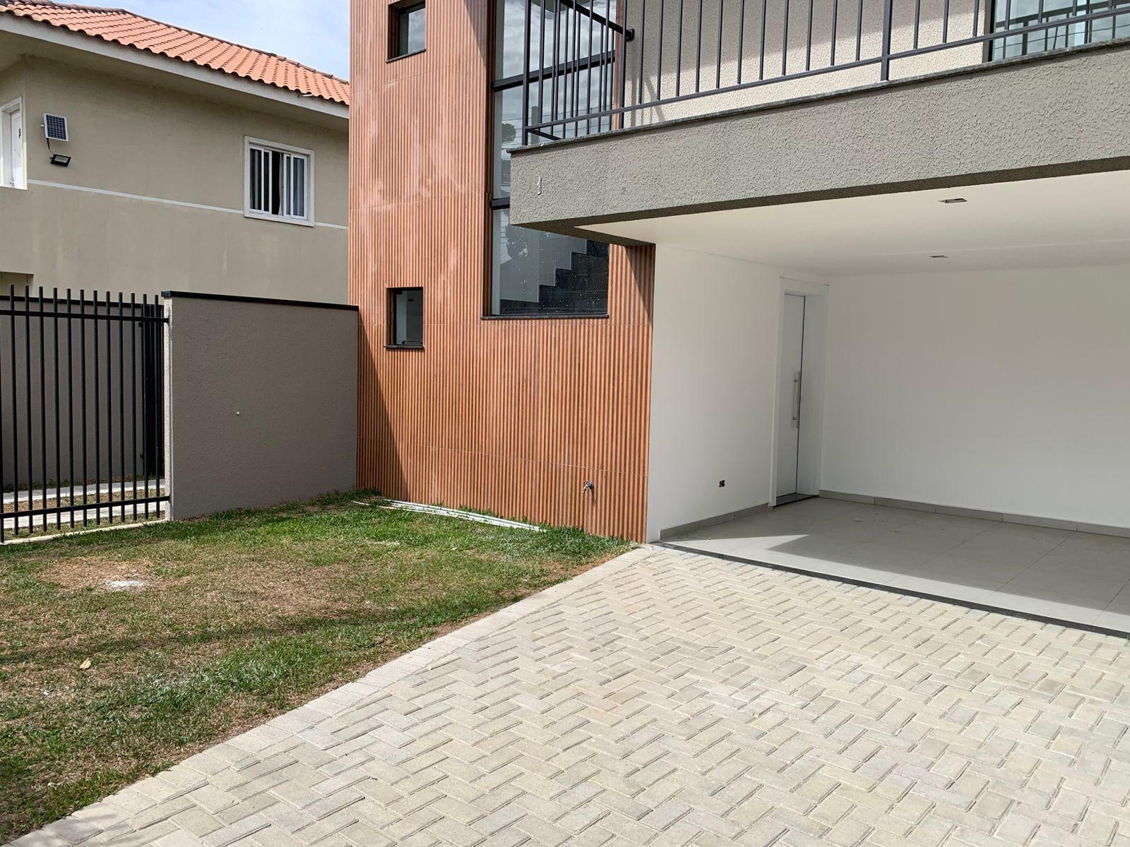 Sobrado à venda com 3 quartos, 126m² - campo comprido,Curitiba 