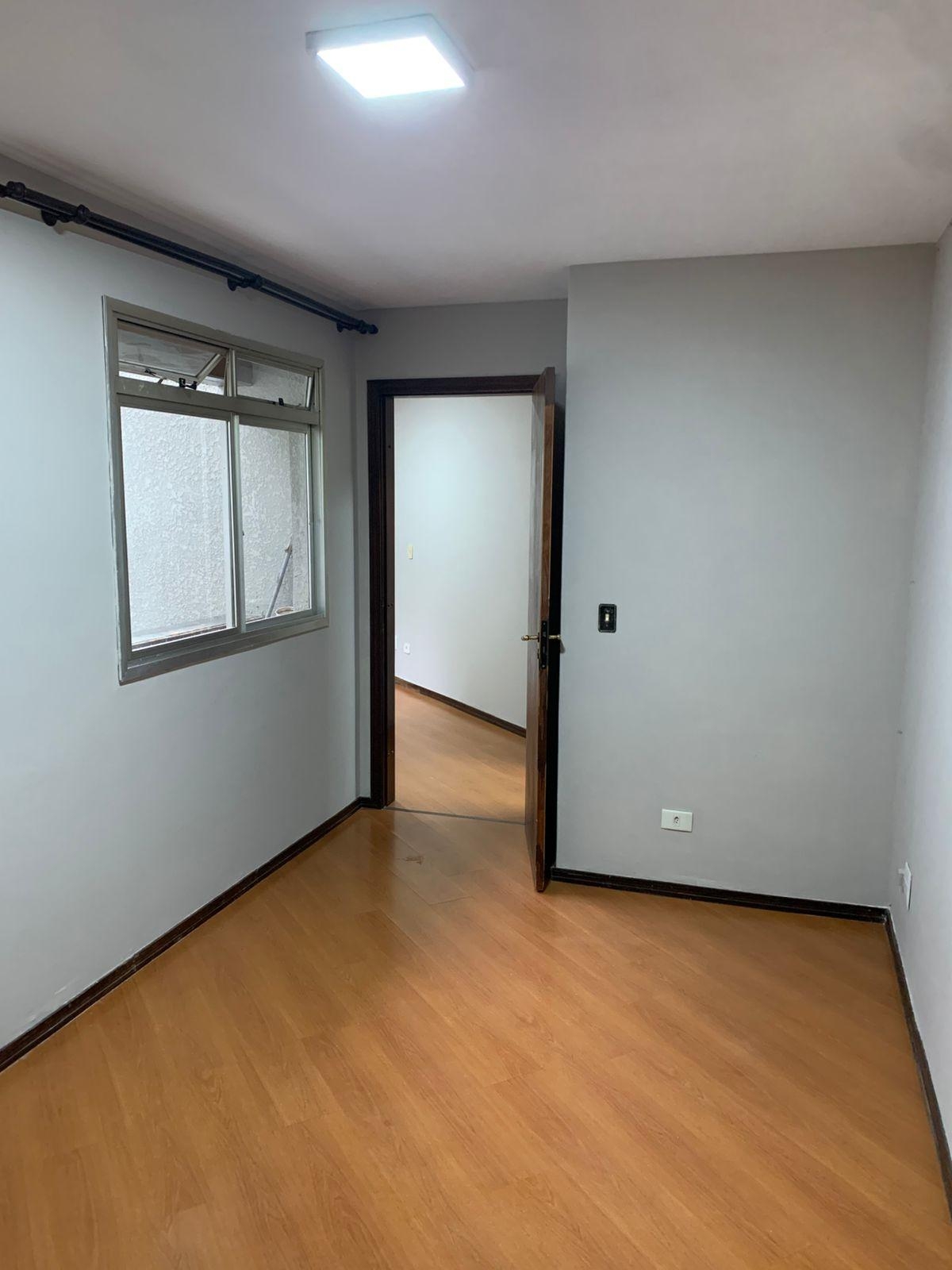 Apartamento 1 Quarto no Edifício Colina DÉvora | Centro Curiti...