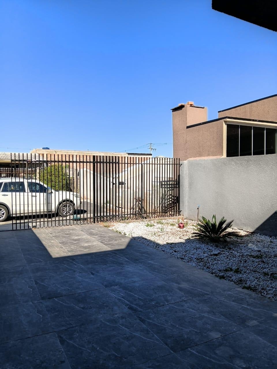Casa com 3 quartos para locação, 70 m² por R$ 1980/mês, Nações...