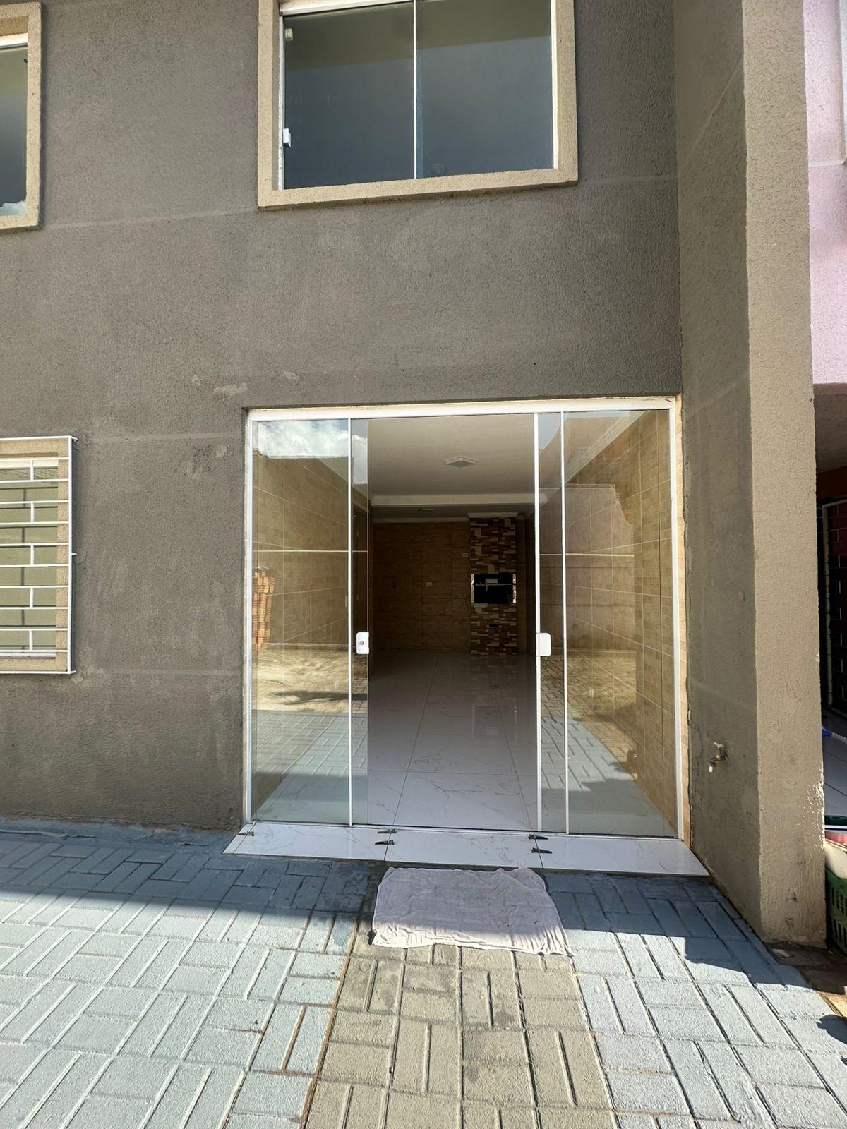 Sobrado em Condomínio com 2 Quartos à Venda em Fazenda Rio Grande