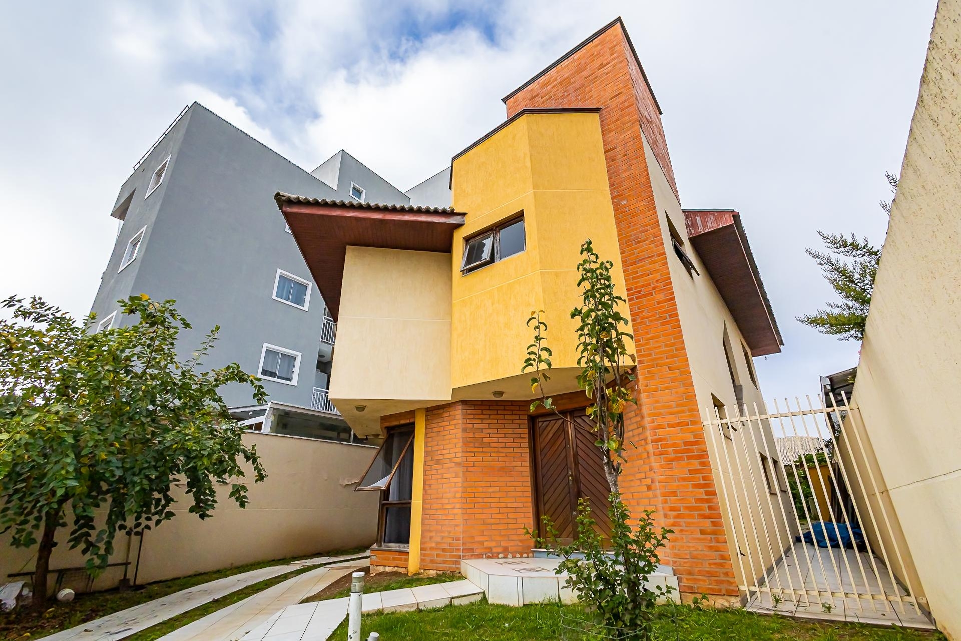 Casa Face Norte de 280m² em Terreno de 468m² - 3 Qts (1 Suíte)...