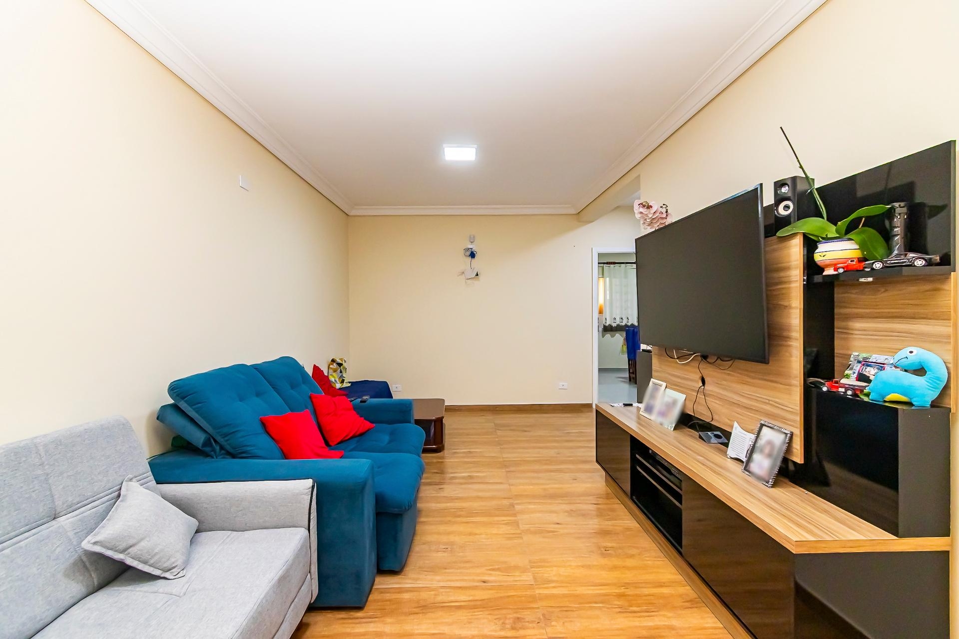 Sobrado no Xaxim com 151 m² | 3 Quartos, Suíte com Closet, Áti...