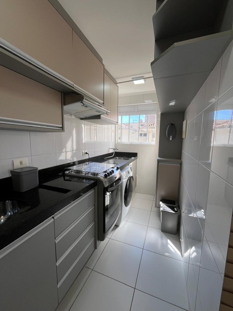 Apartamento Mobiliado com 2 Quartos e Vaga Coberta à Venda no ...