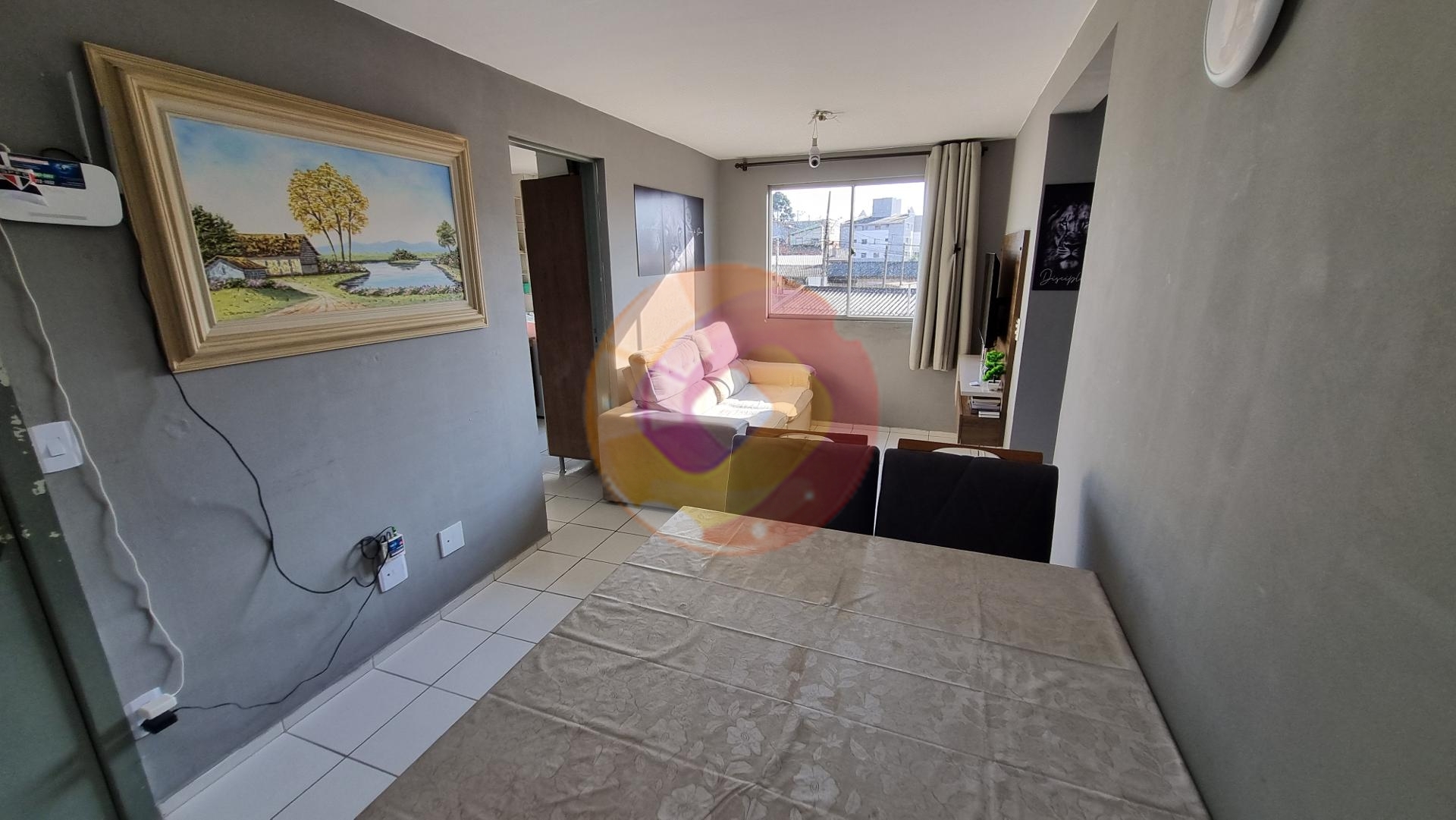 Apartamento 2 quartos, face norte e vaga de garagem na CIC R$...