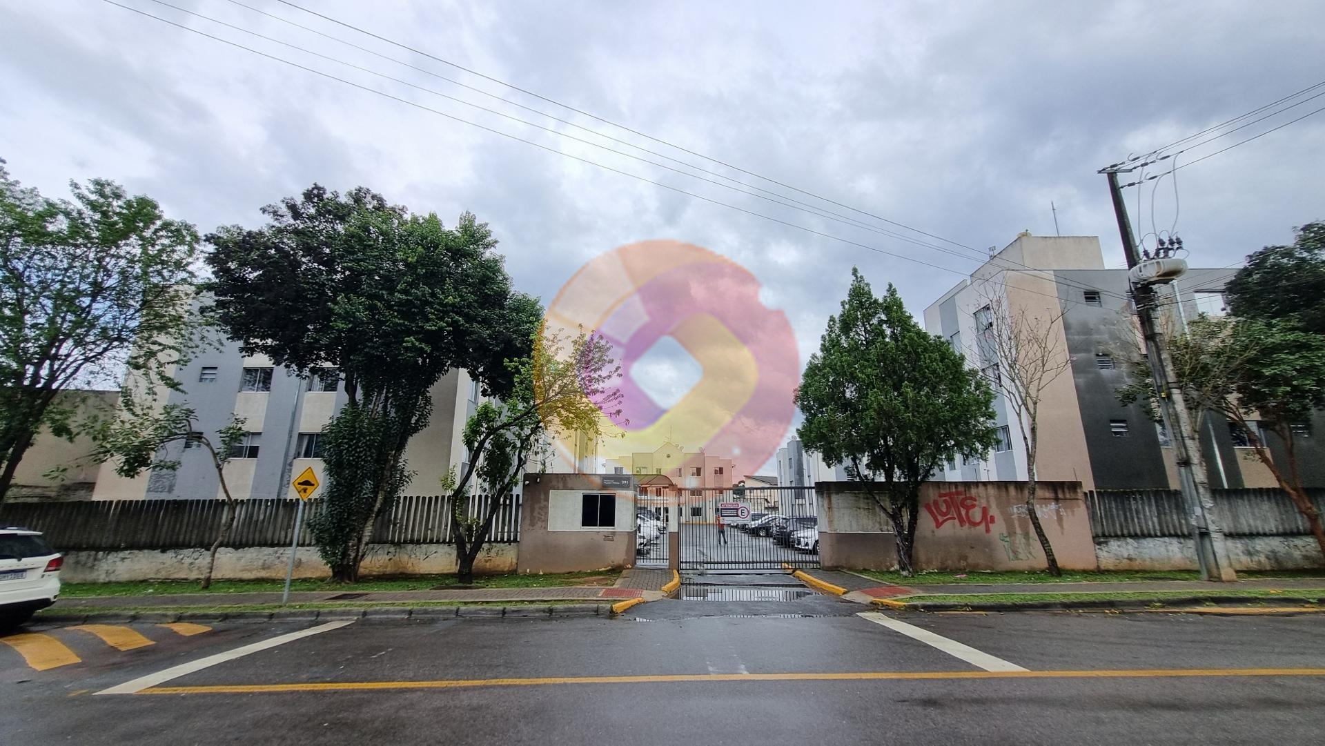 Apartamento 2 quartos, face norte e vaga de garagem na CIC R$...