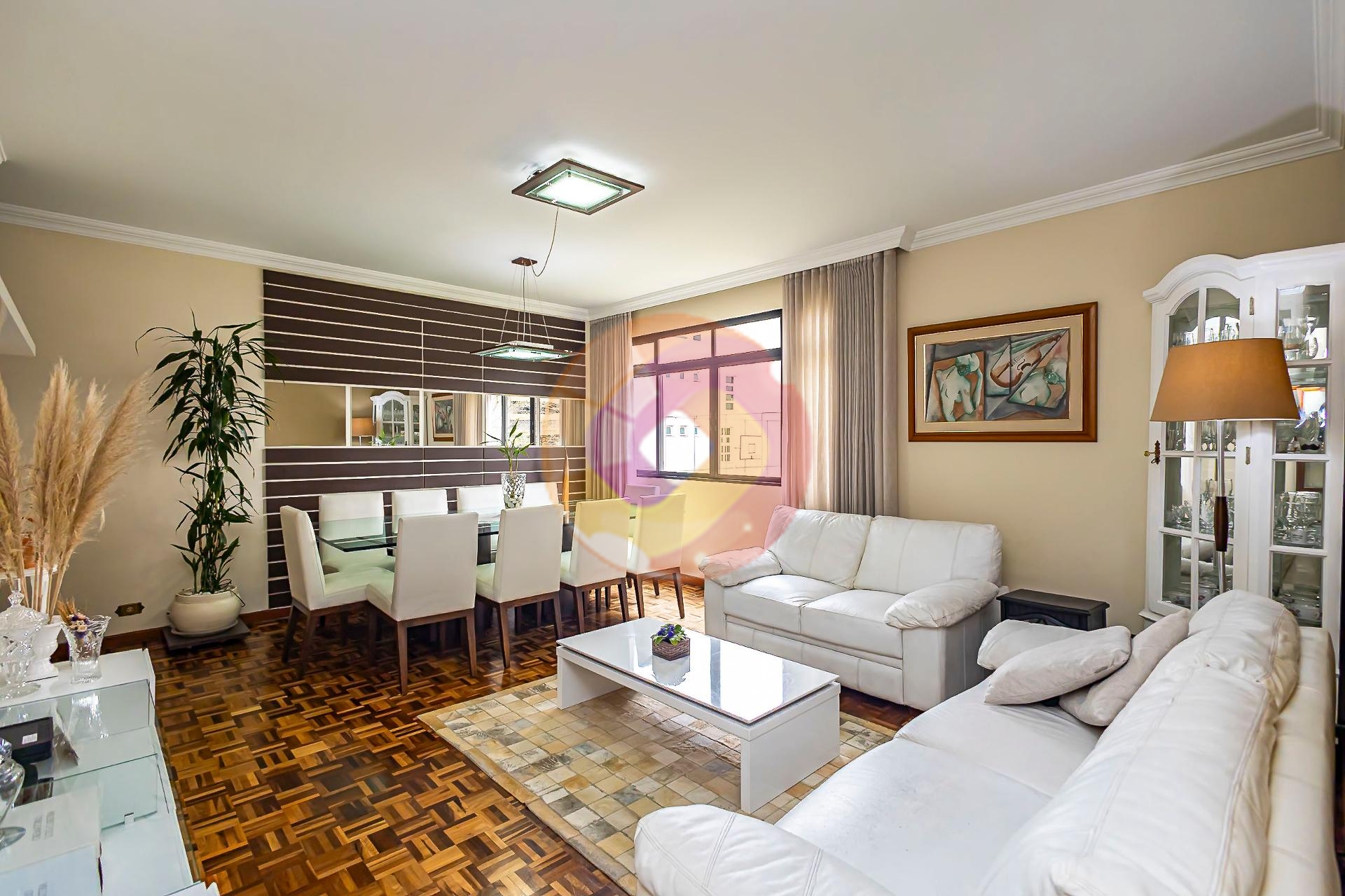 Apartamento semimobiliado com 3 quartos e 110 m² no Bigorrilho