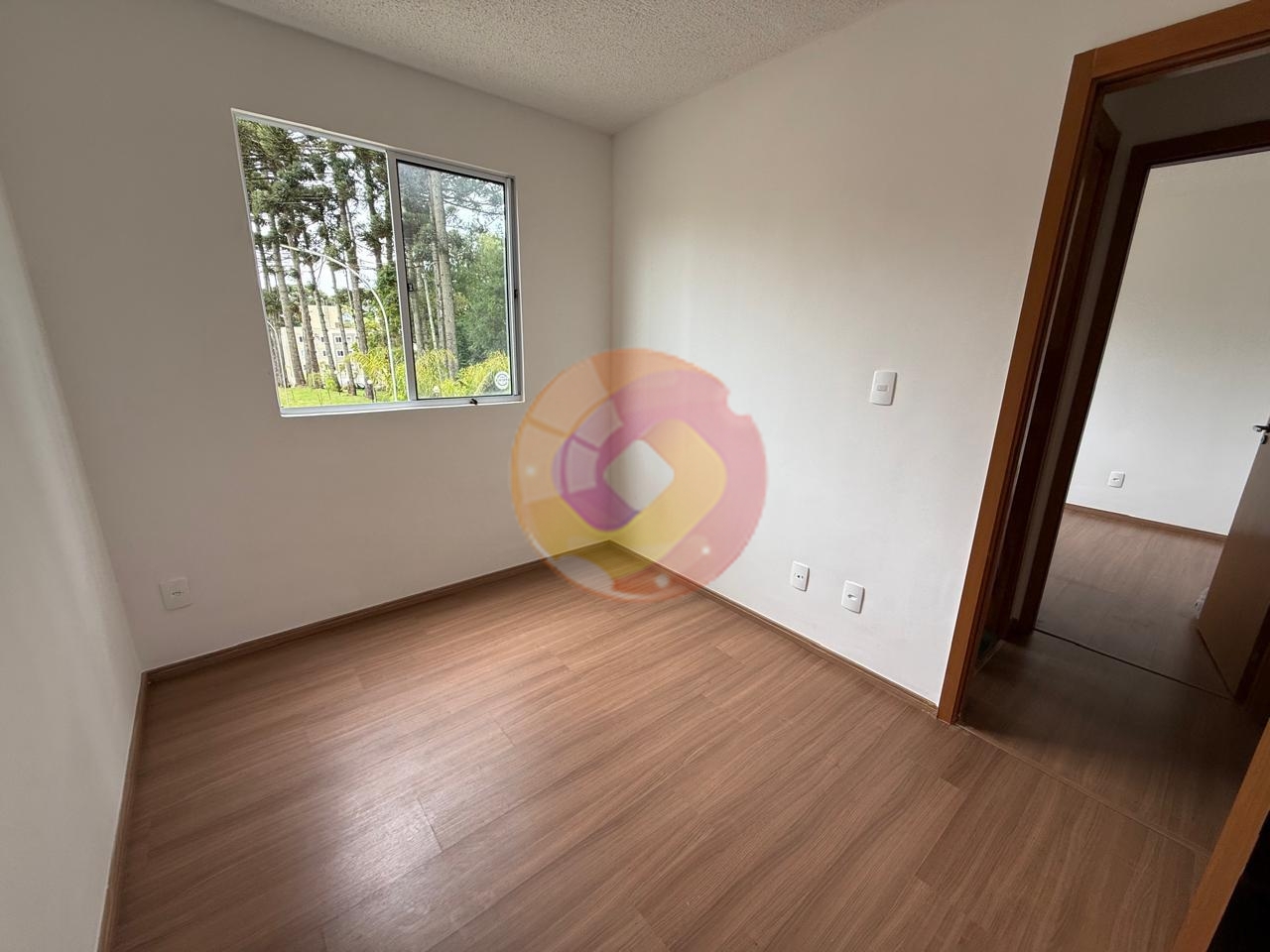 Apartamento para locação, Santa Cândida, 2 quartos e garagem, ...