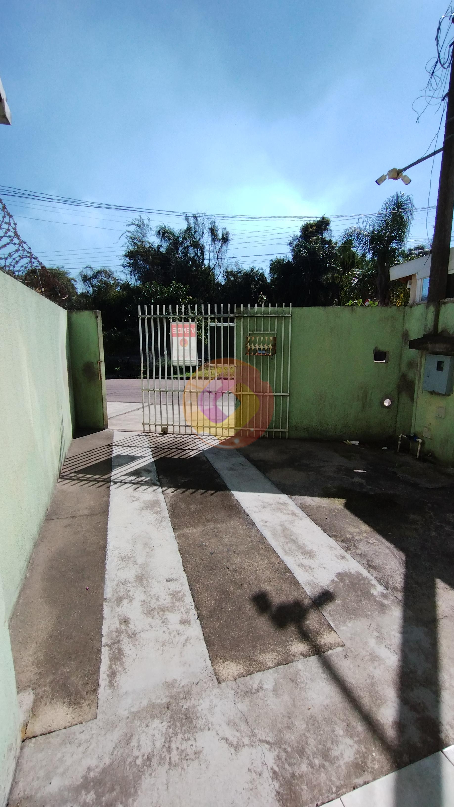Sobrado com 2 Quartos e 2 Vagas para venda no Vitória Régia C...