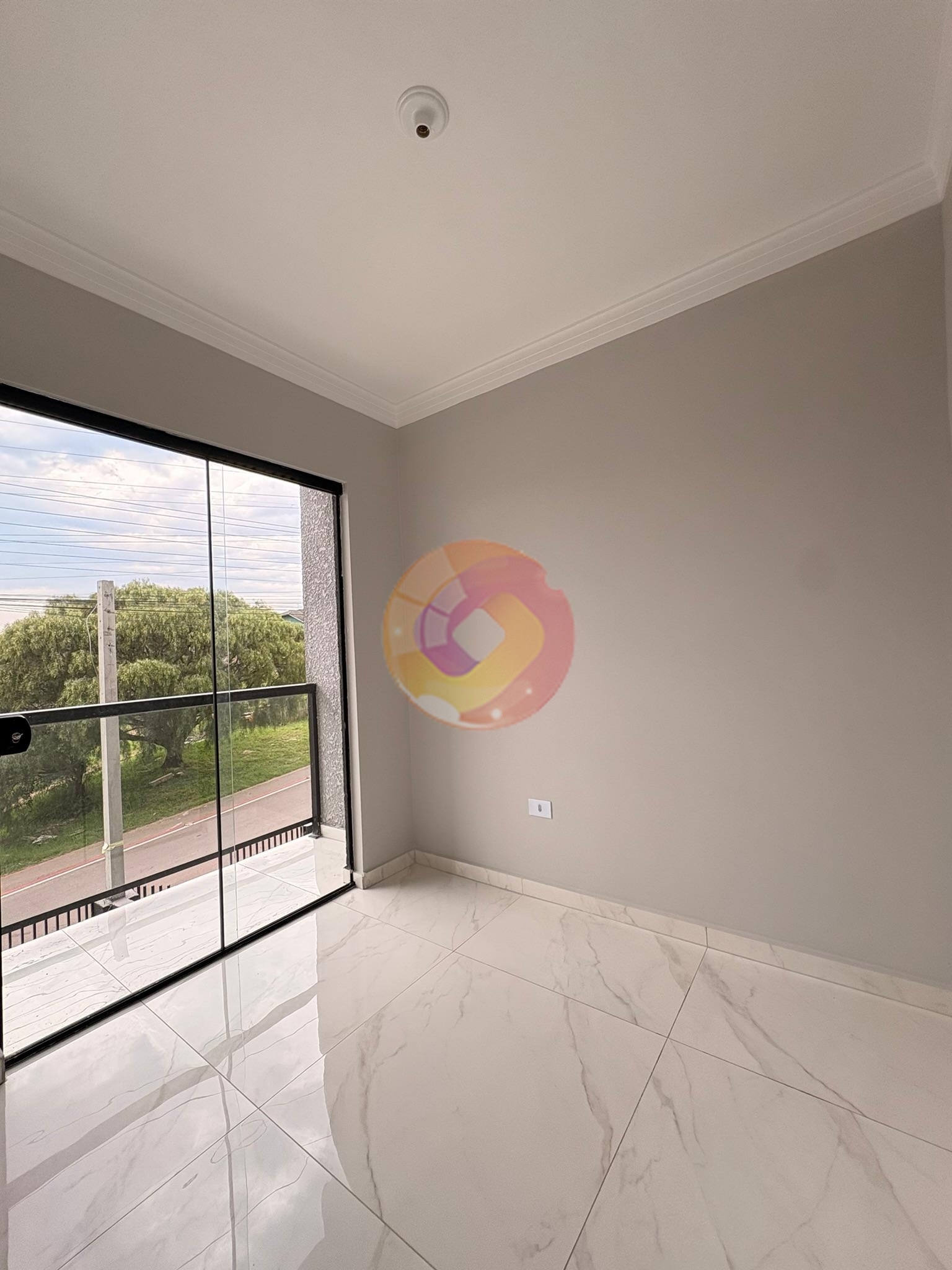 Realize o Sonho da Casa Própria! Sobrado com 3 Quartos e Sacad...