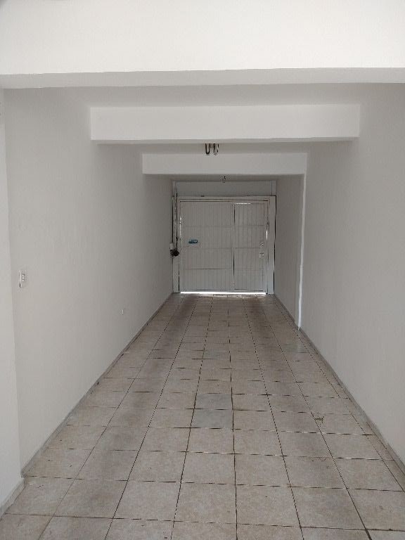 Apartamento com 4 quartos para alugar, 280 m  por R  2.700 mês...