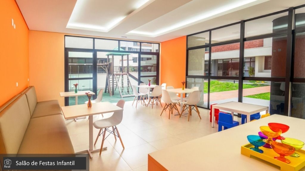 Apartamento no WOODLAND BARIGUI com 3 dormitórios à venda R 71...