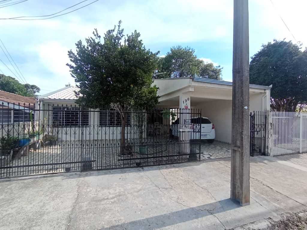 Casa 3 Quartos com Churrasqueira  Conjunto Itatiaia, CIC Curitiba