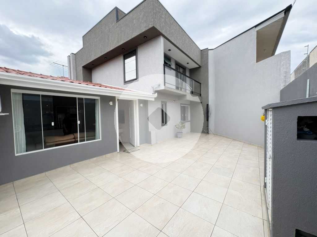 Sobrado com 3 dormitórios à venda, 130 m  por R  790.000,00 - Campo Comprido - Curitiba PR